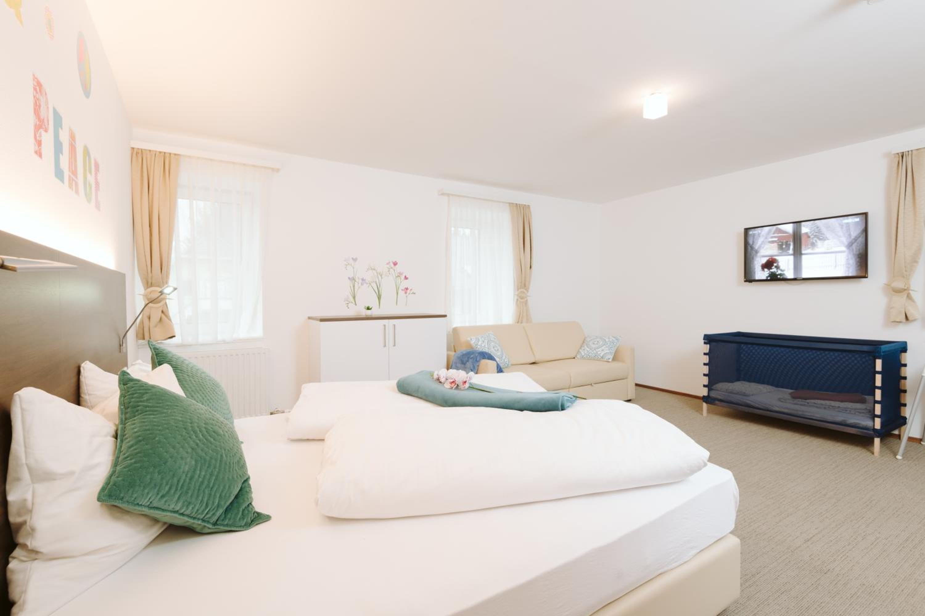 Two-Bedroom Apartment - Photo 12
