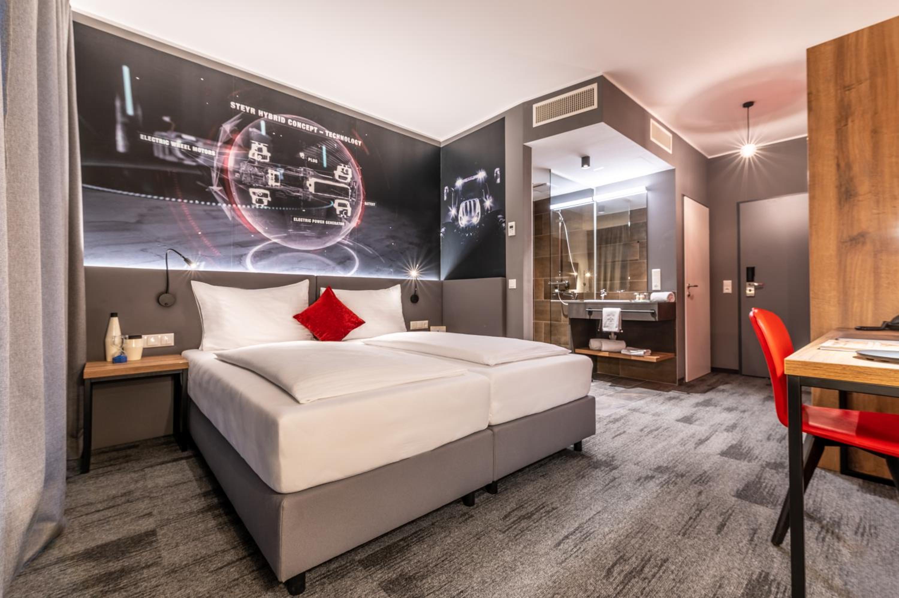 Standard Twin Room with Open Bathroom - Photo 15