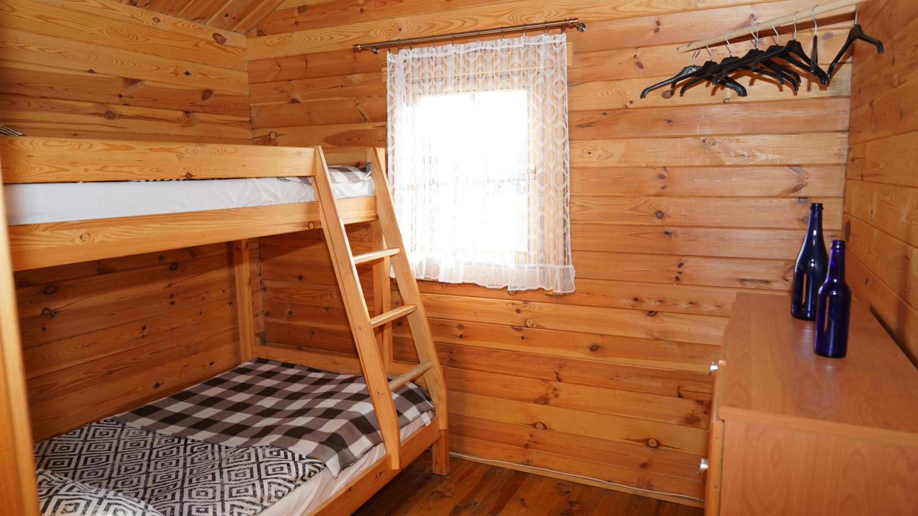 Two-Bedroom Chalet - Photo 4