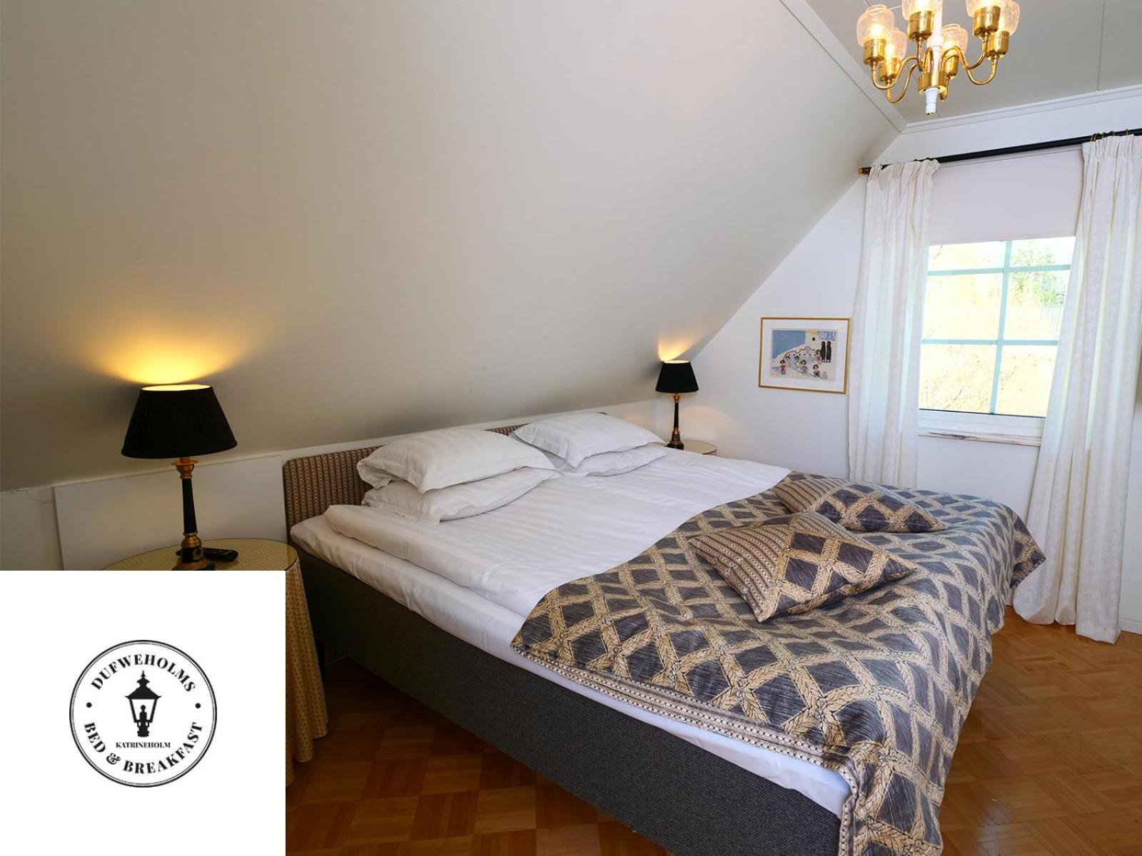 B&B Double Room with Shared Bathroom