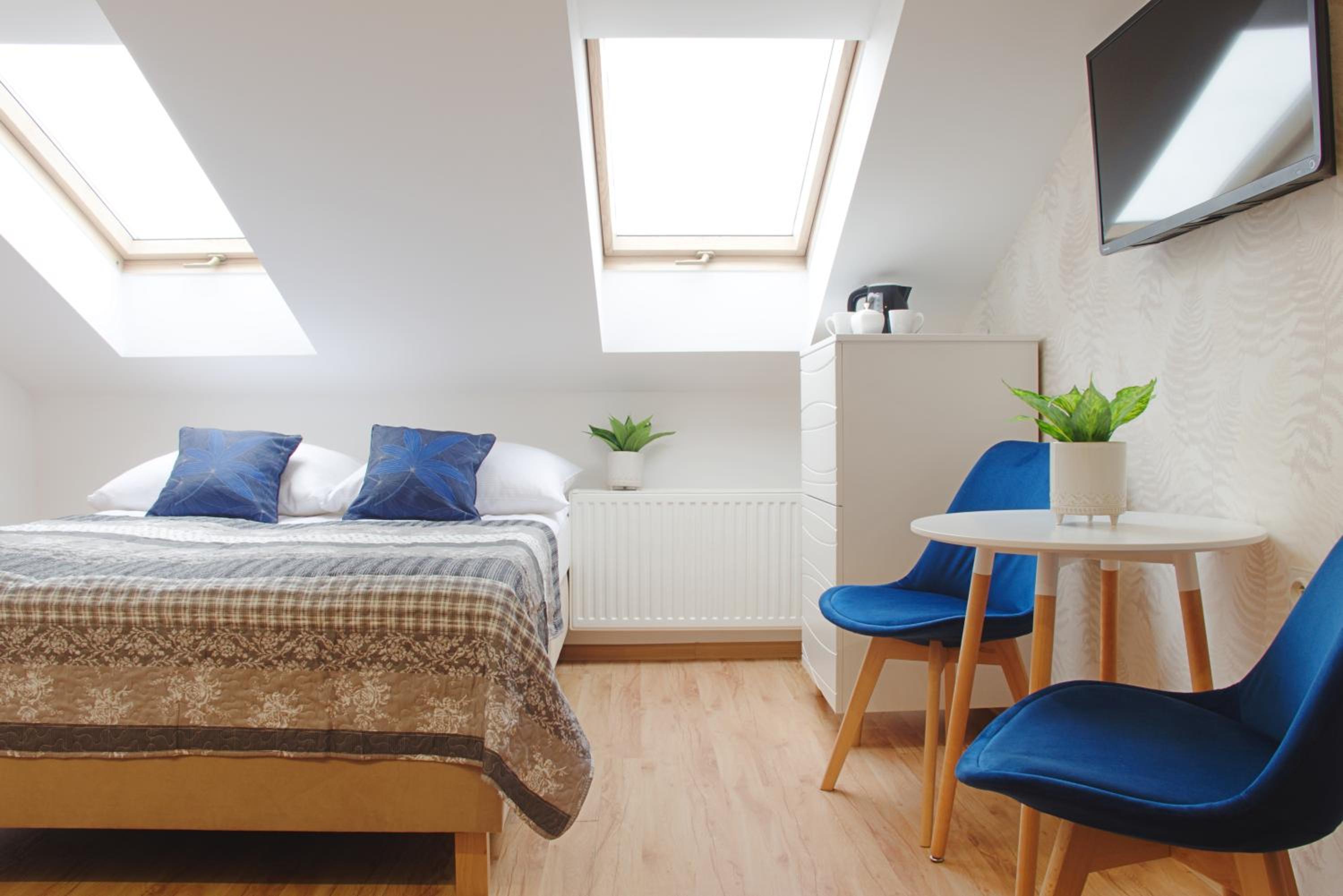 Double or Twin Room photo 2
