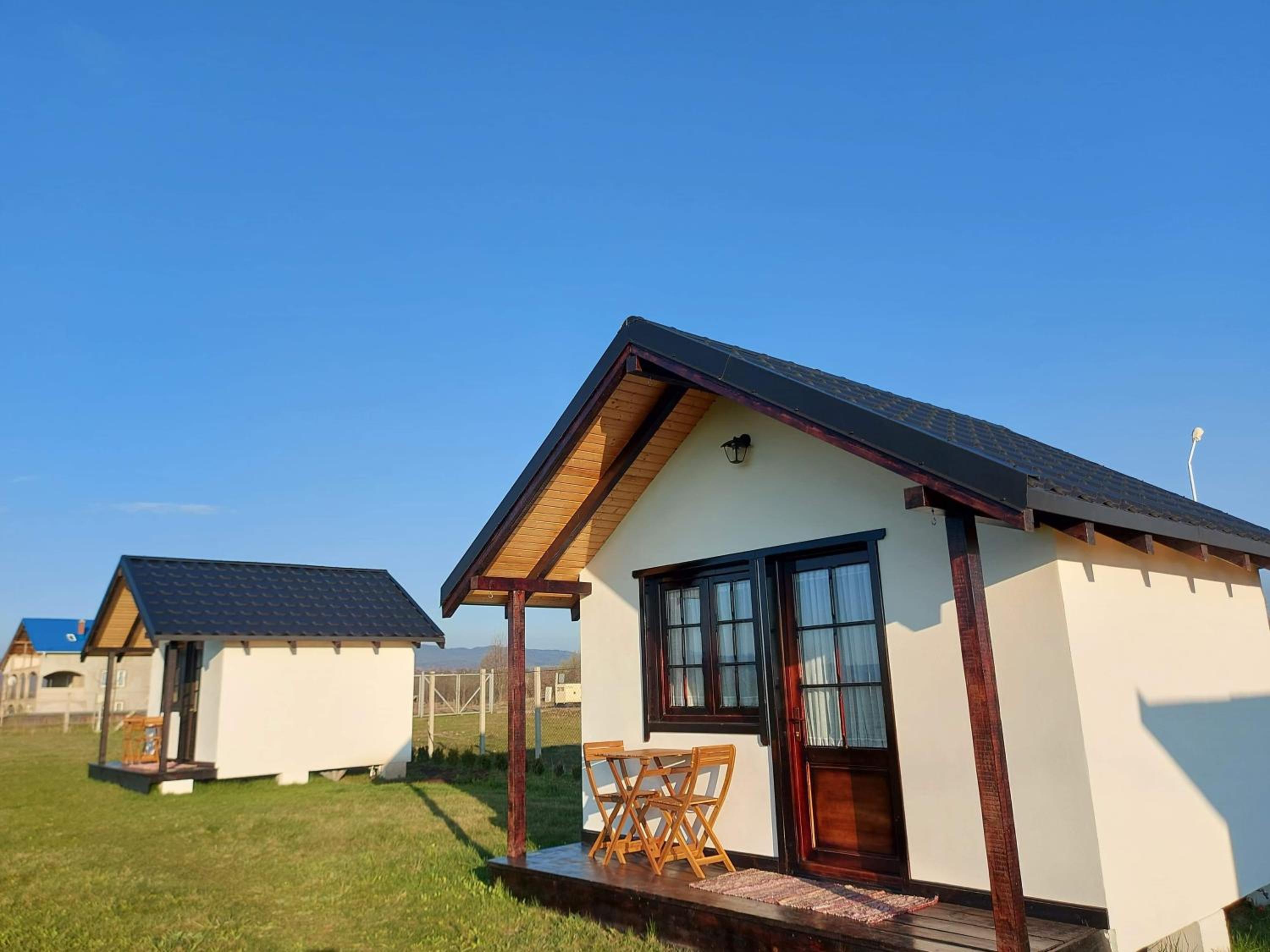 One-Bedroom House - Photo 18