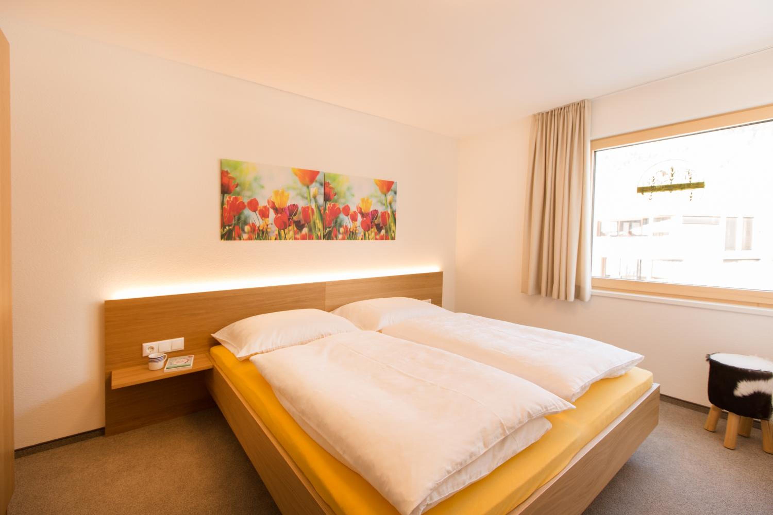 One-Bedroom Apartment With Balcony photo 2