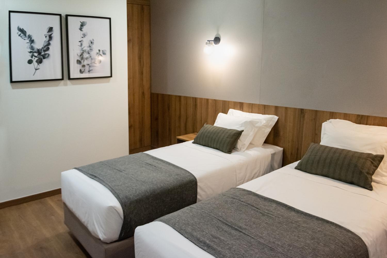 Twin Room - Photo 13