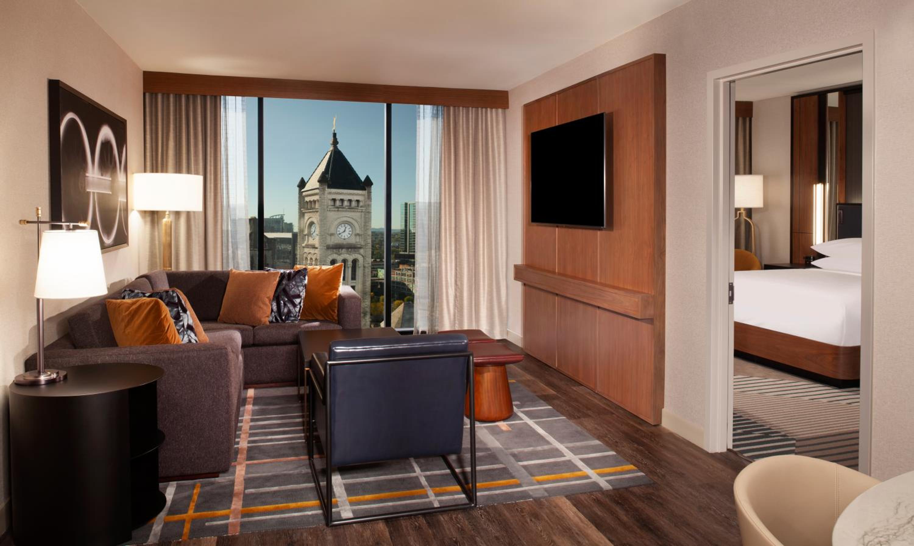 Executive King Suite - Photo 7