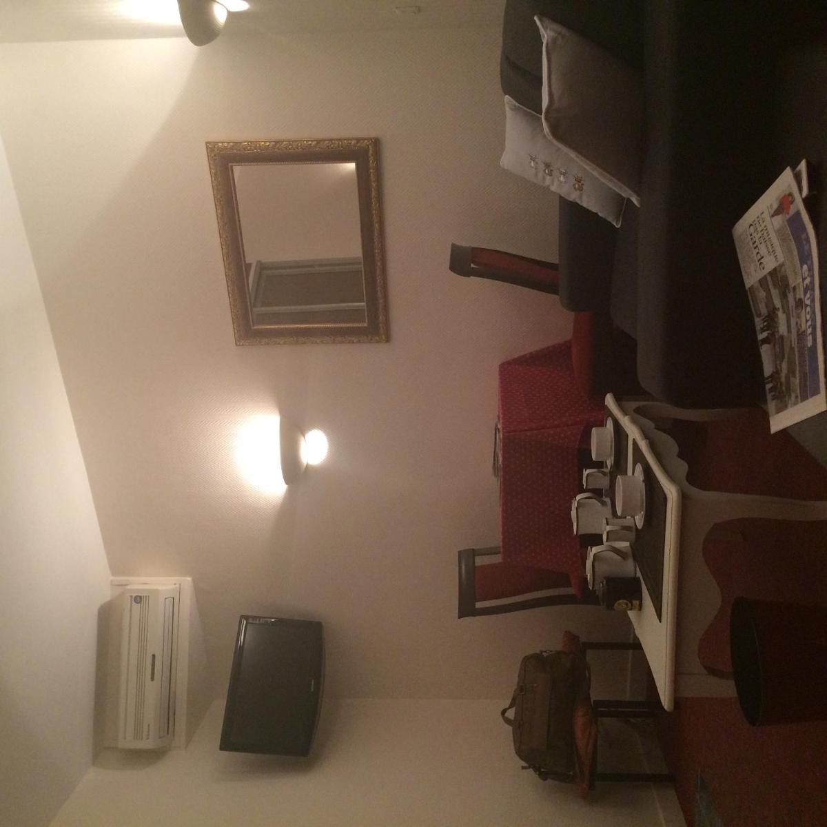 Economy Quadruple Room photo 2