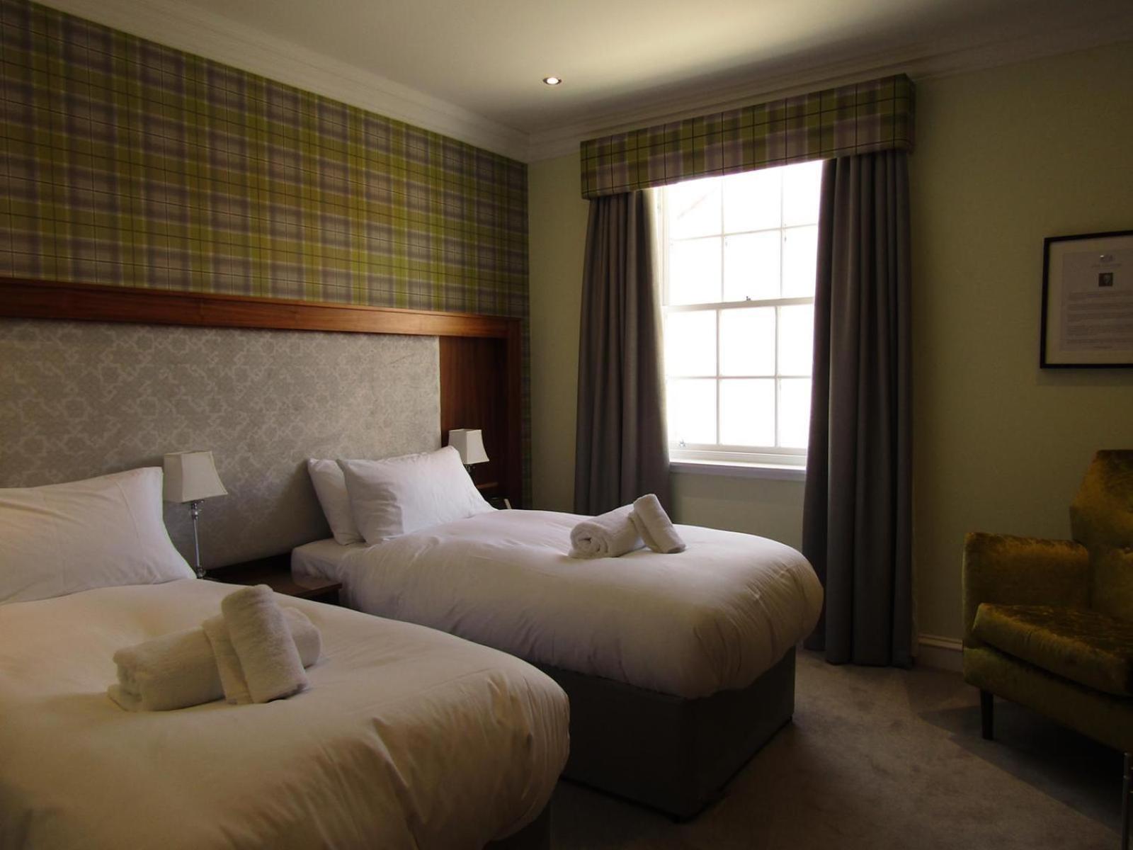 Deluxe Double or Twin Room photo 3