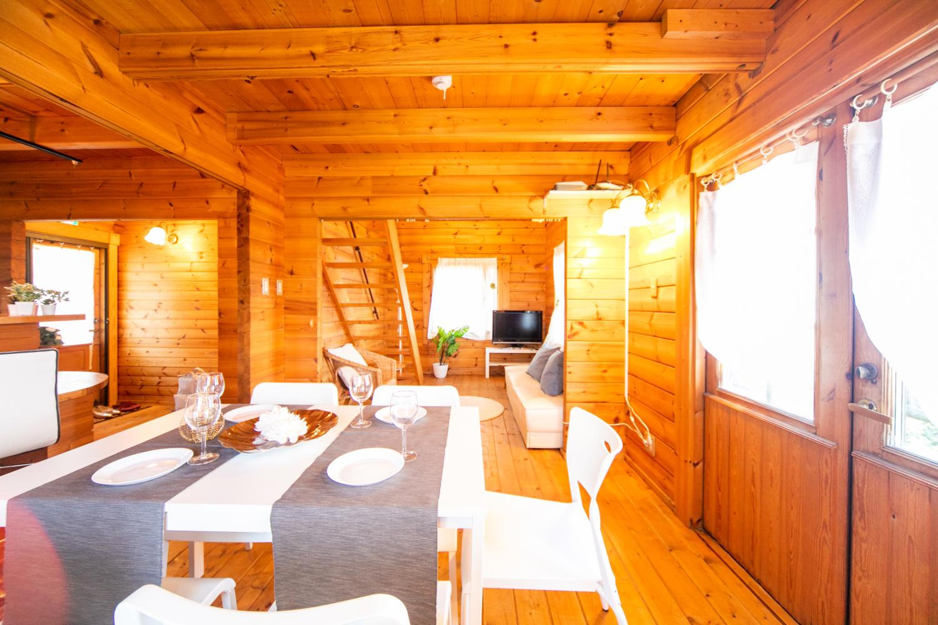 One-Bedroom House - Photo 34