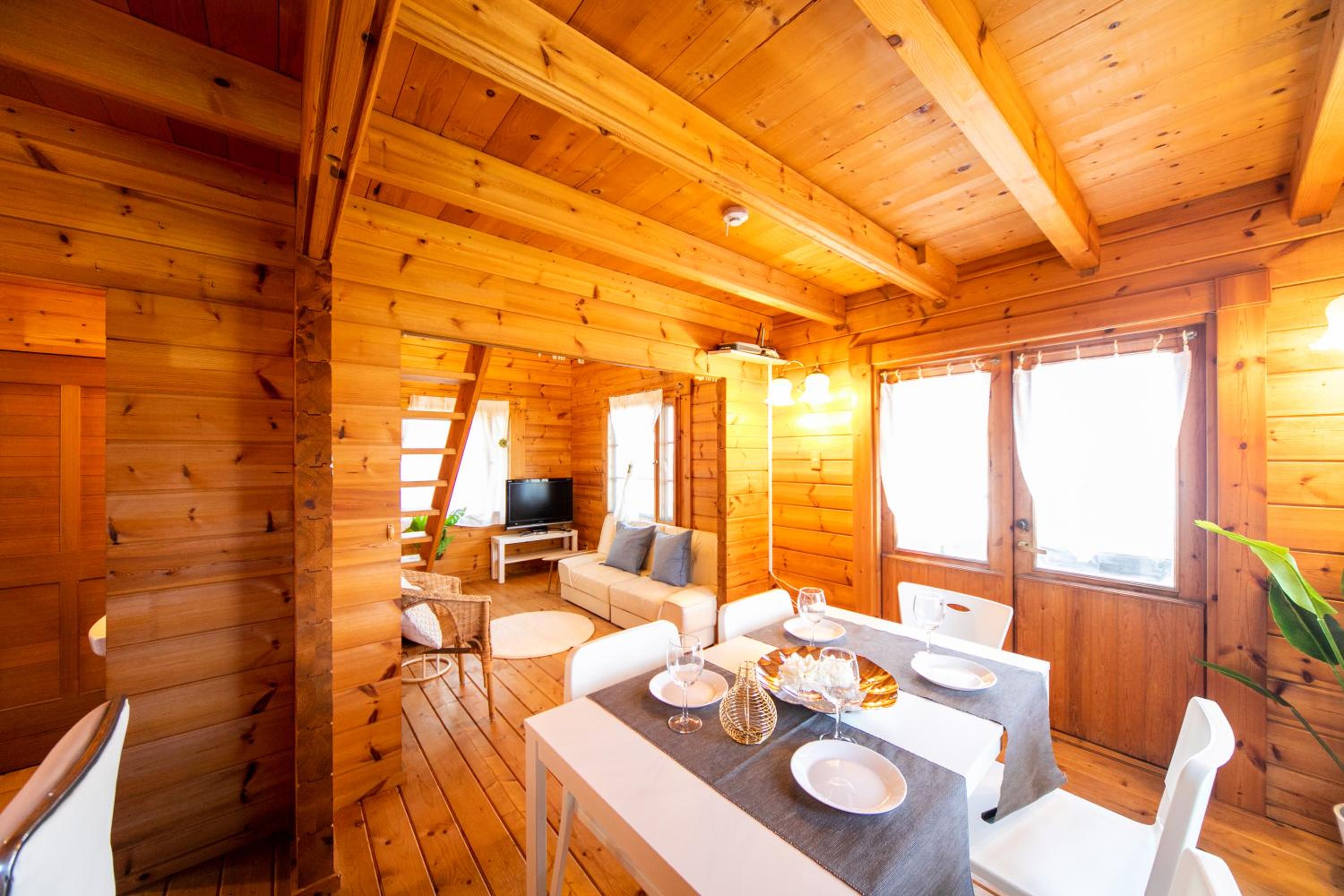 One-Bedroom House - Photo 31