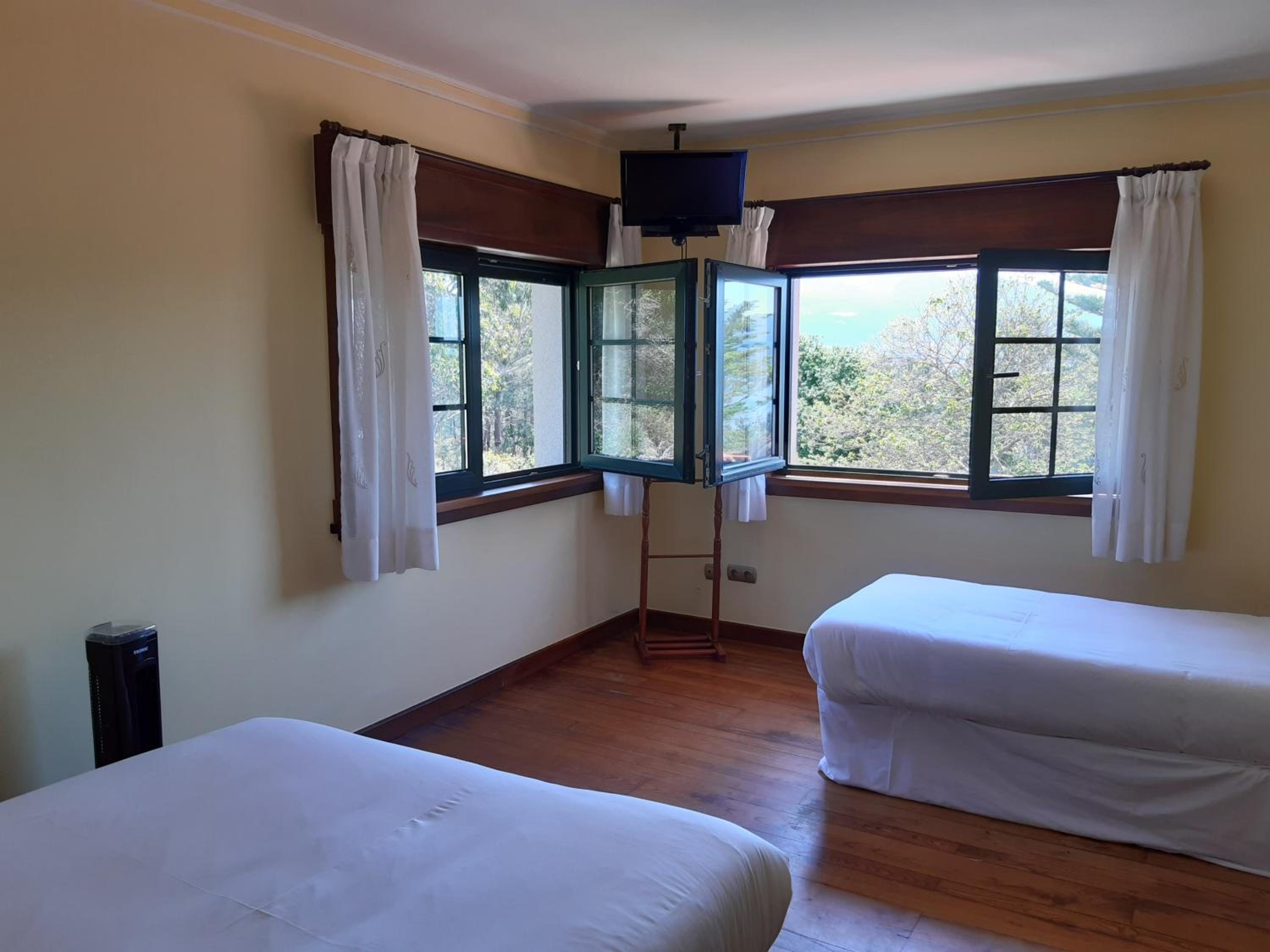 Triple Room with Sea View - Photo 1