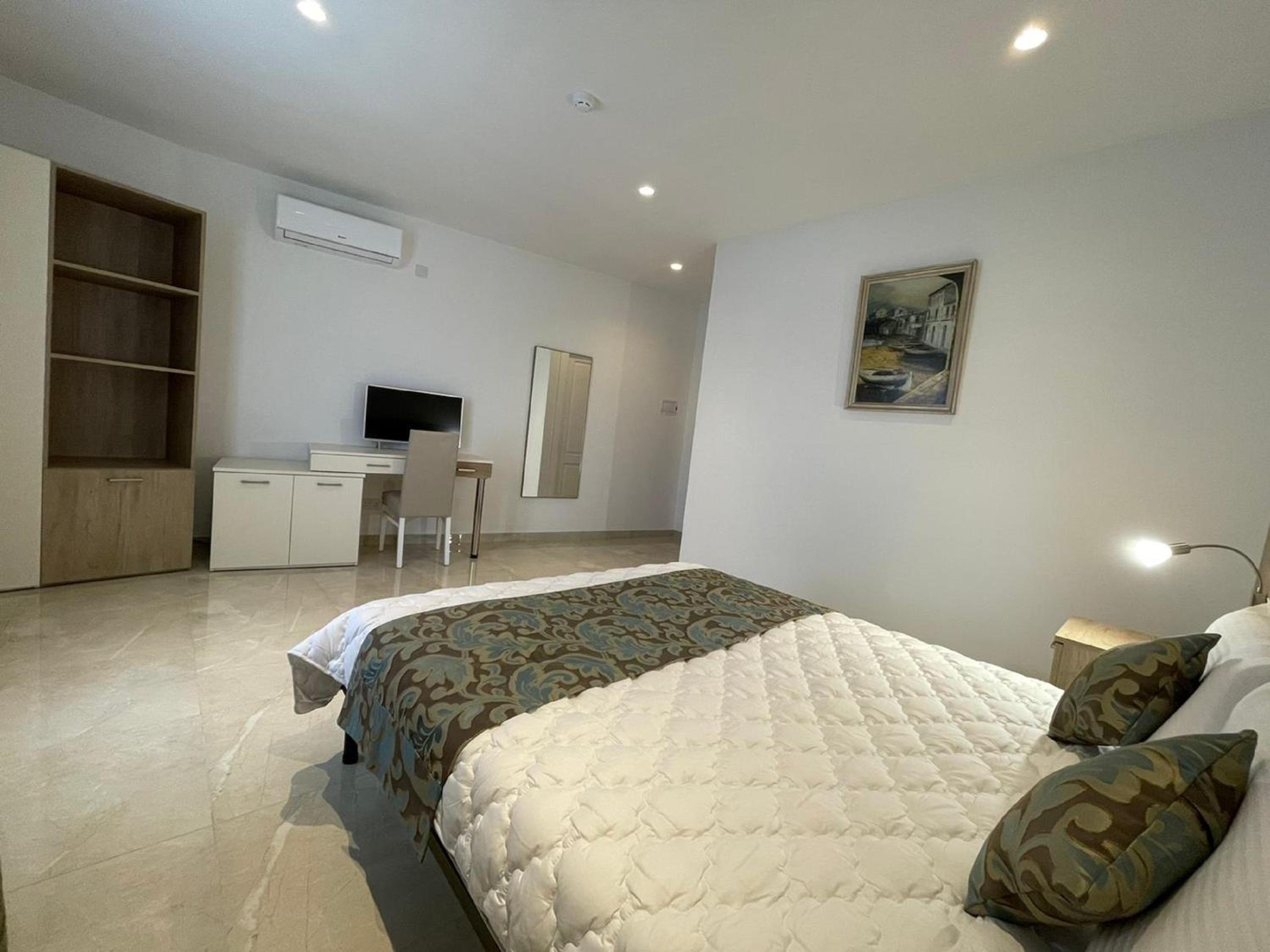 Double Room Balcony with Front Sea View photo 3