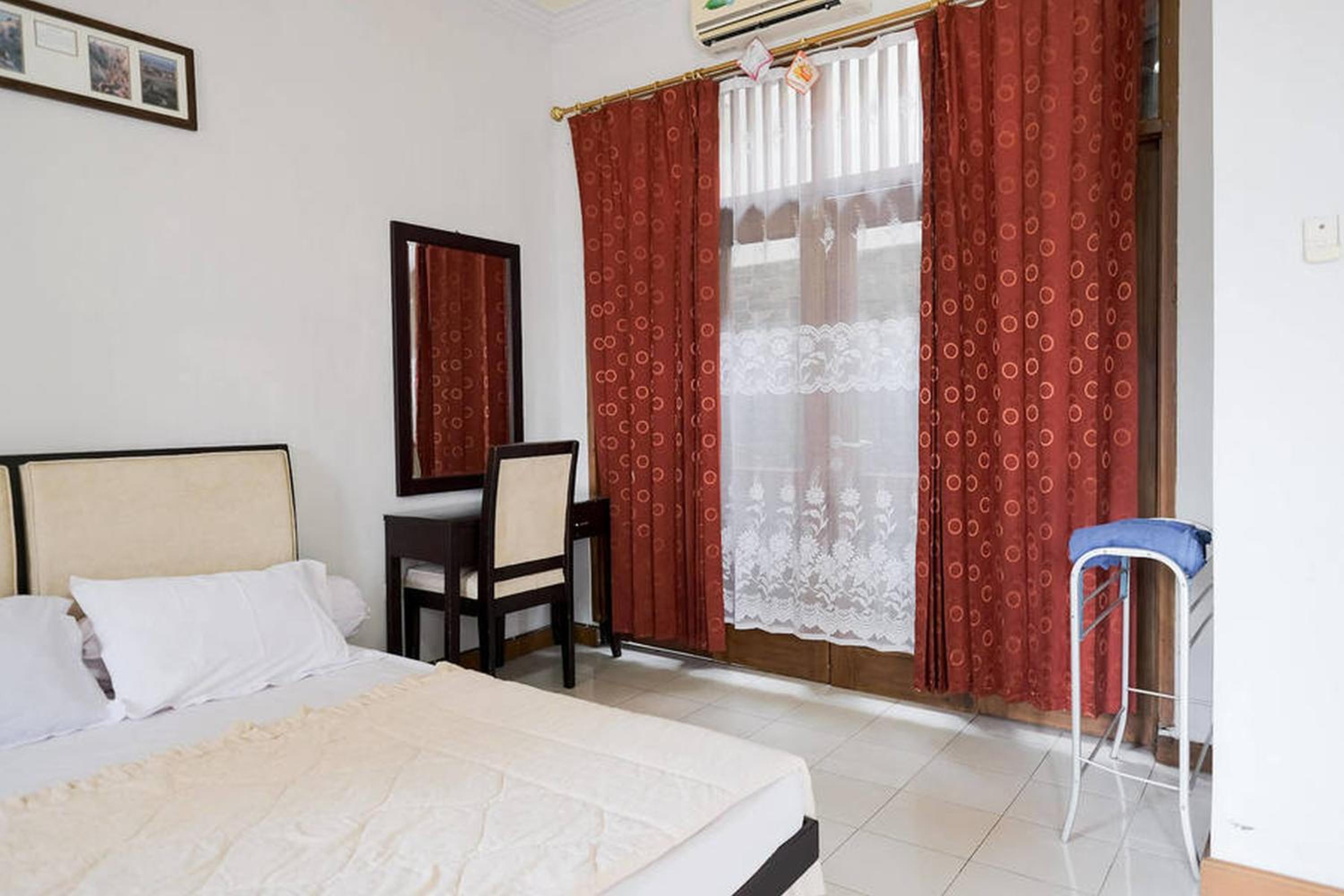 Standard Double Room - Photo 7