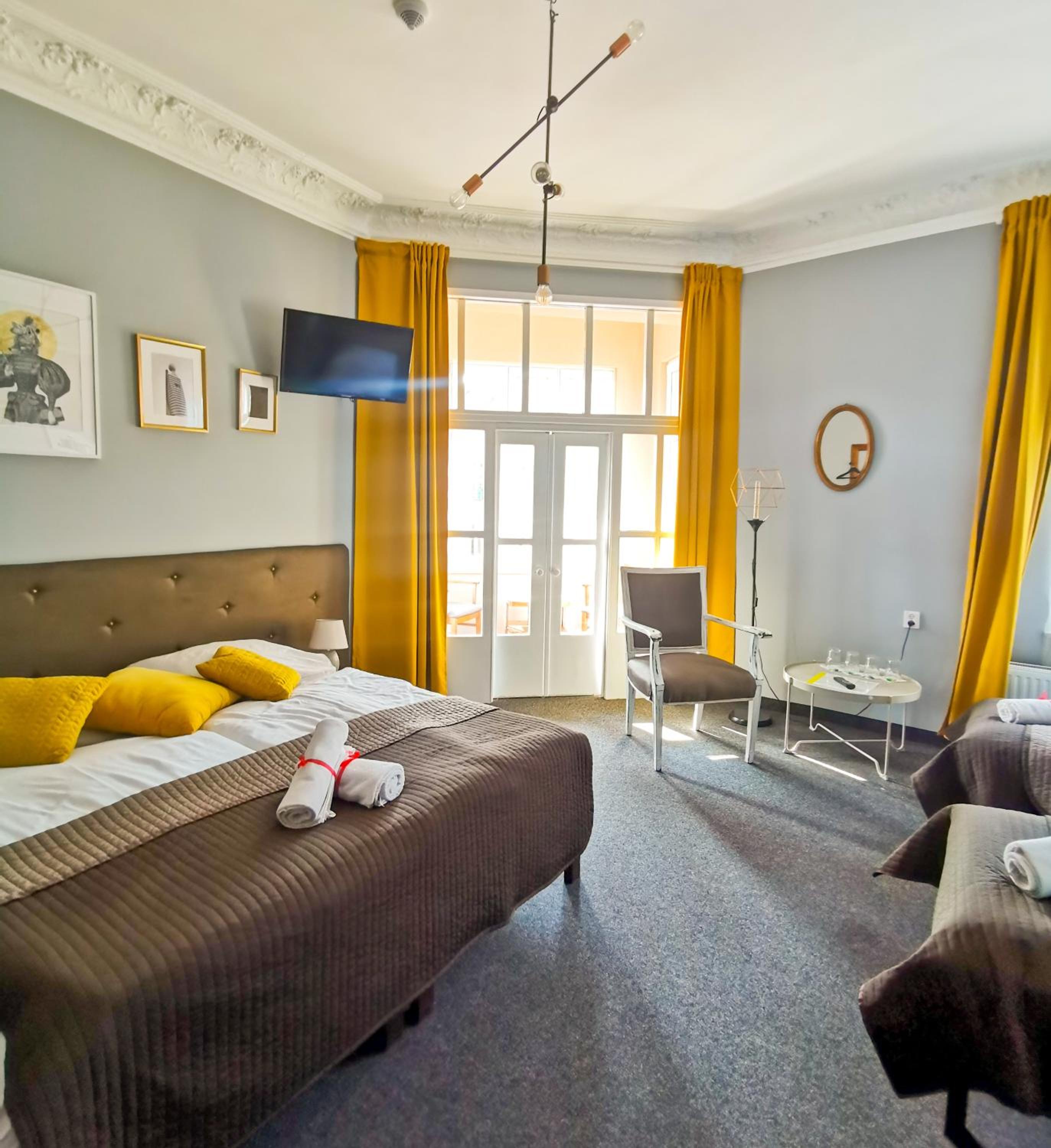 Superior Apartment - Photo 2