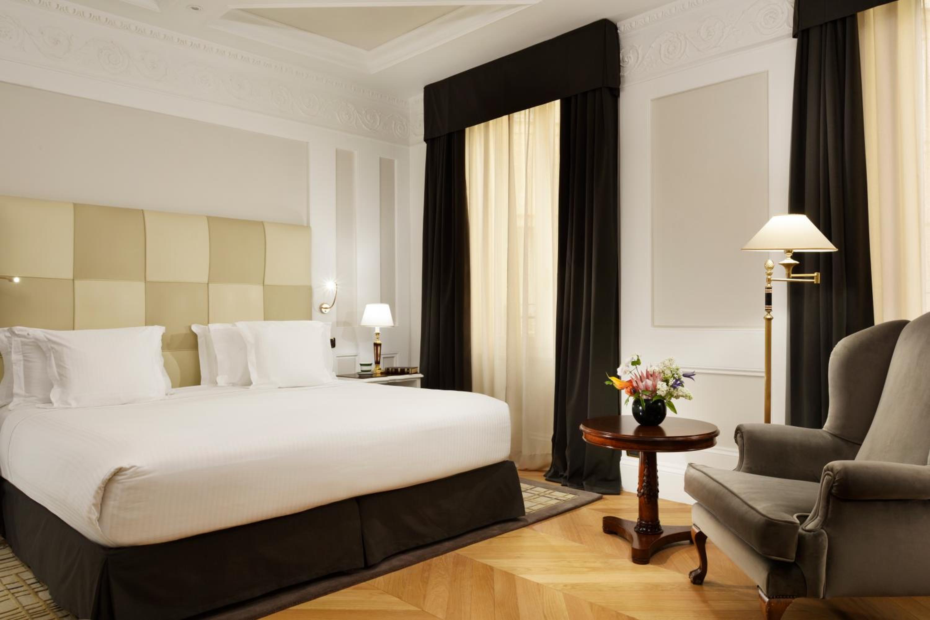 Prestige Room