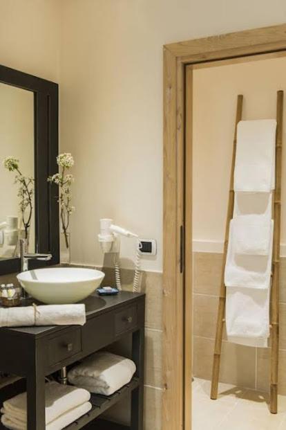Junior Suite with Garden View photo 3