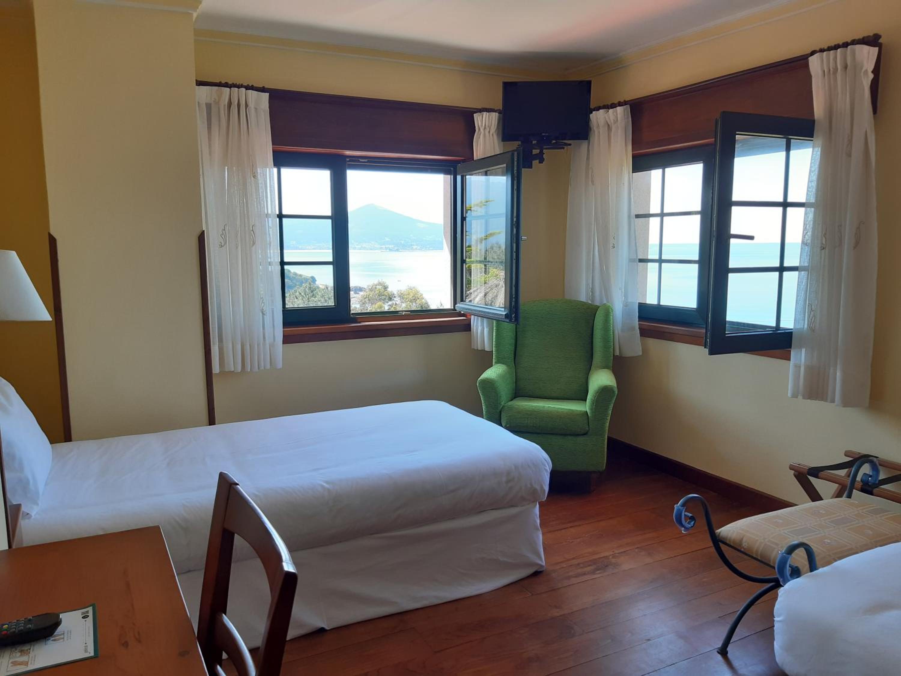 Habitación Doble o con Dos Camas con Vista al Mar