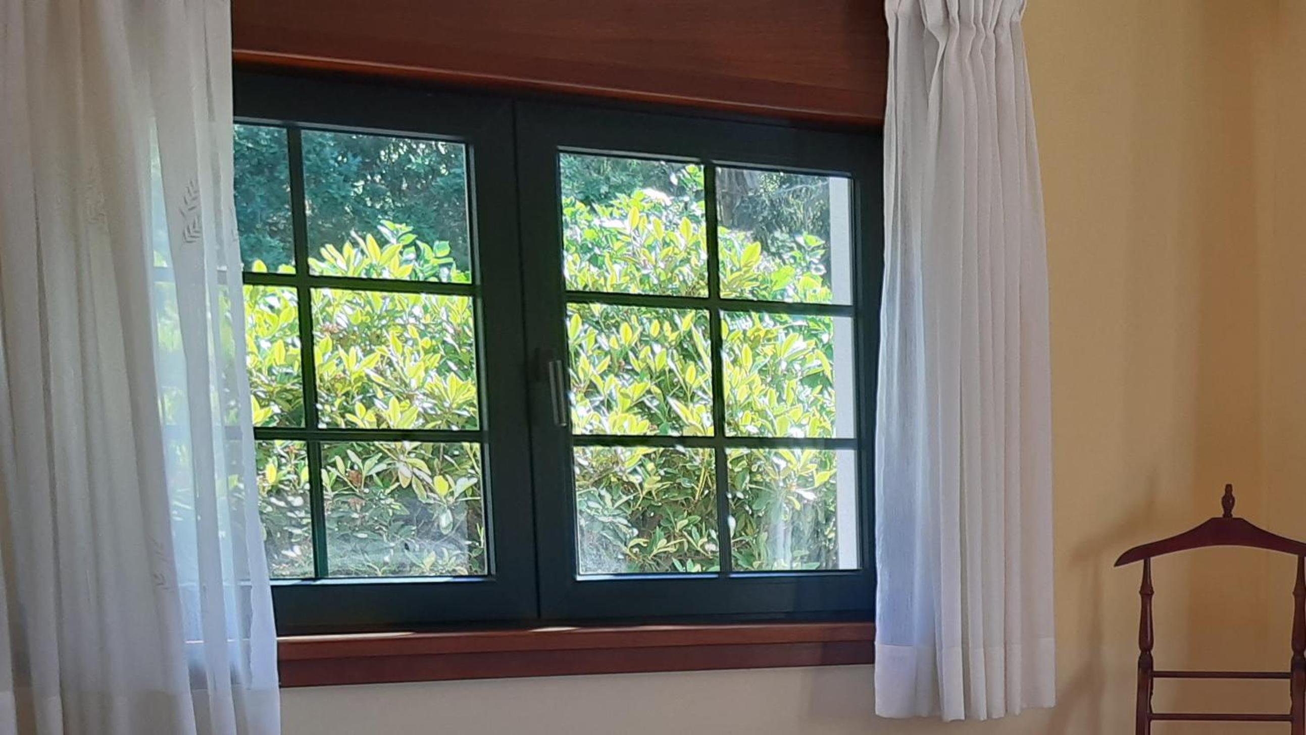 Double or Twin Room with Garden View - Photo 2