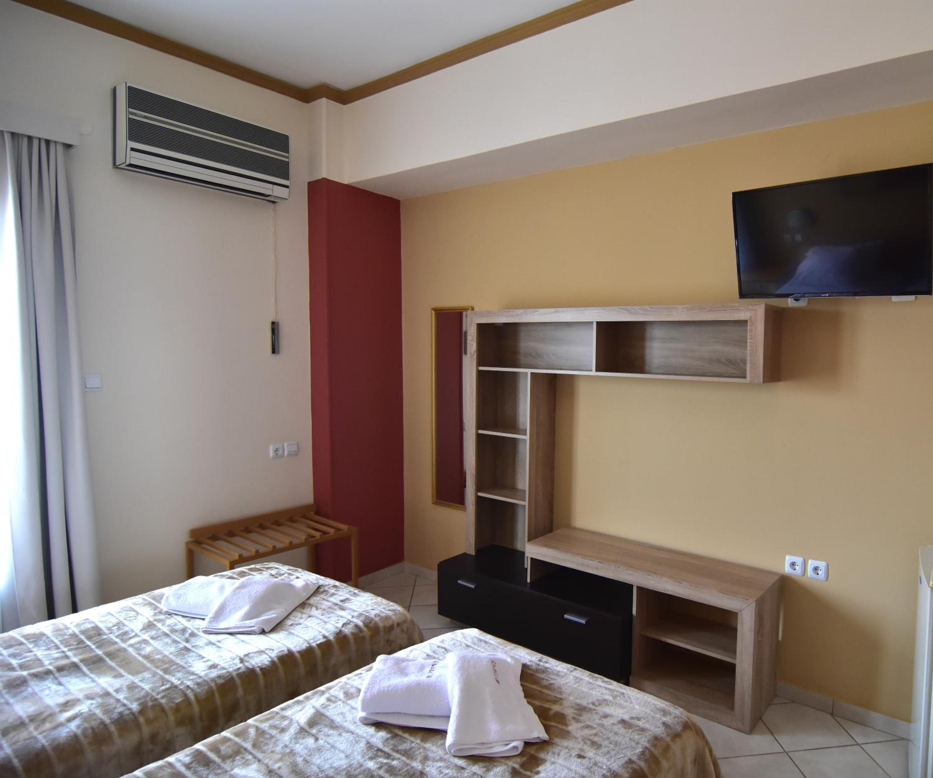 Triple Room - Photo 19
