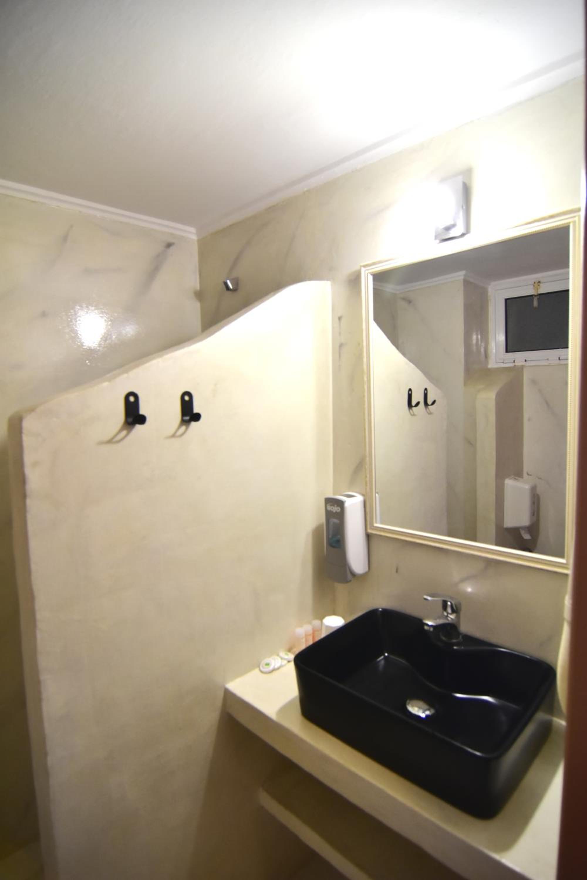 Triple Room - Photo 15