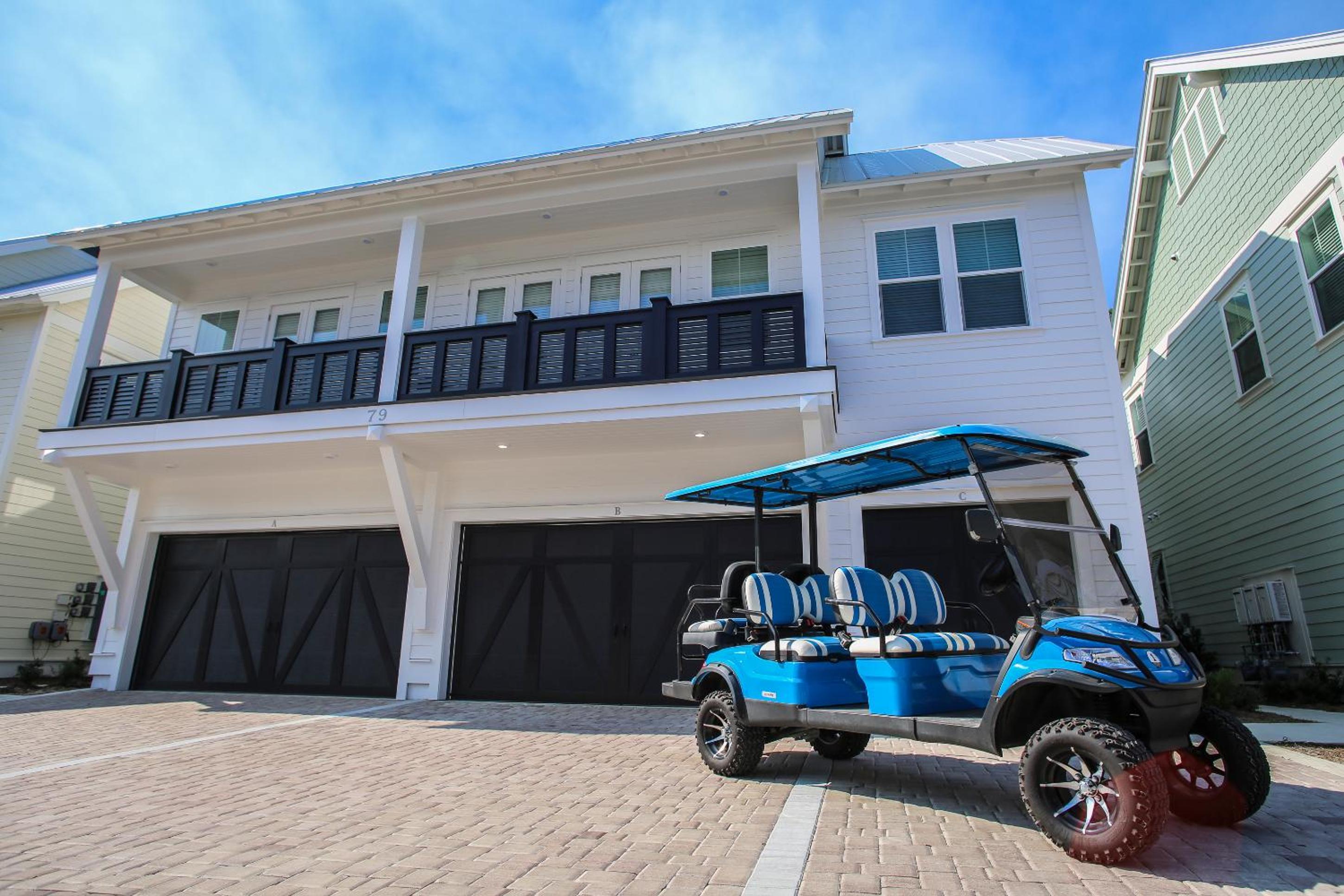 Three-Bedroom House photo 2