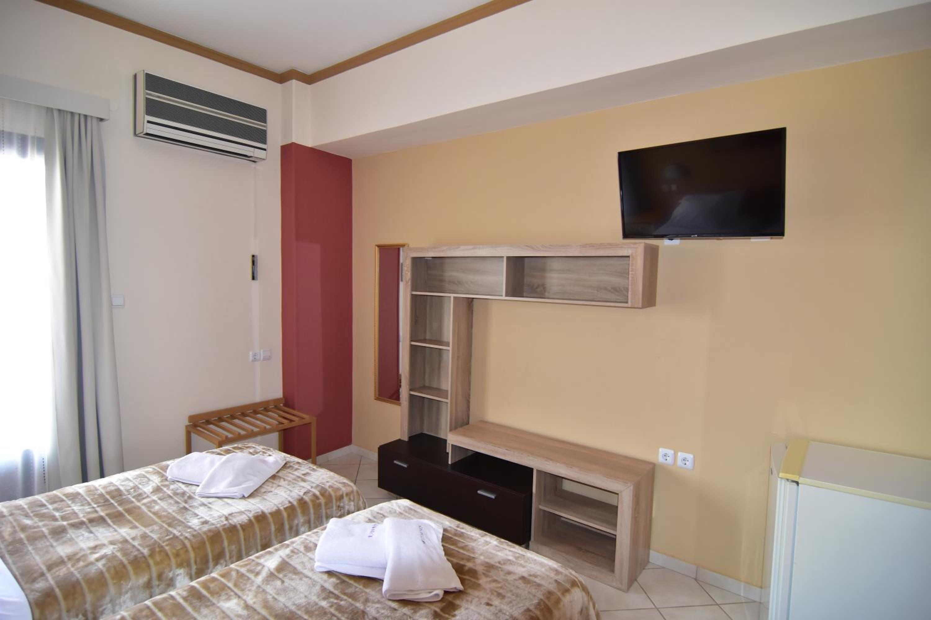 Triple Room - Photo 24