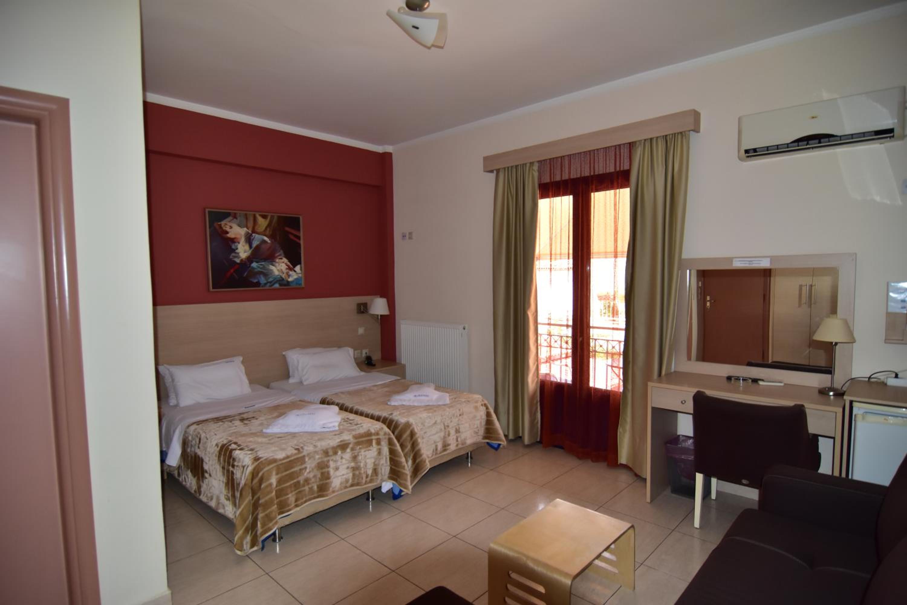 Triple Room - Photo 23