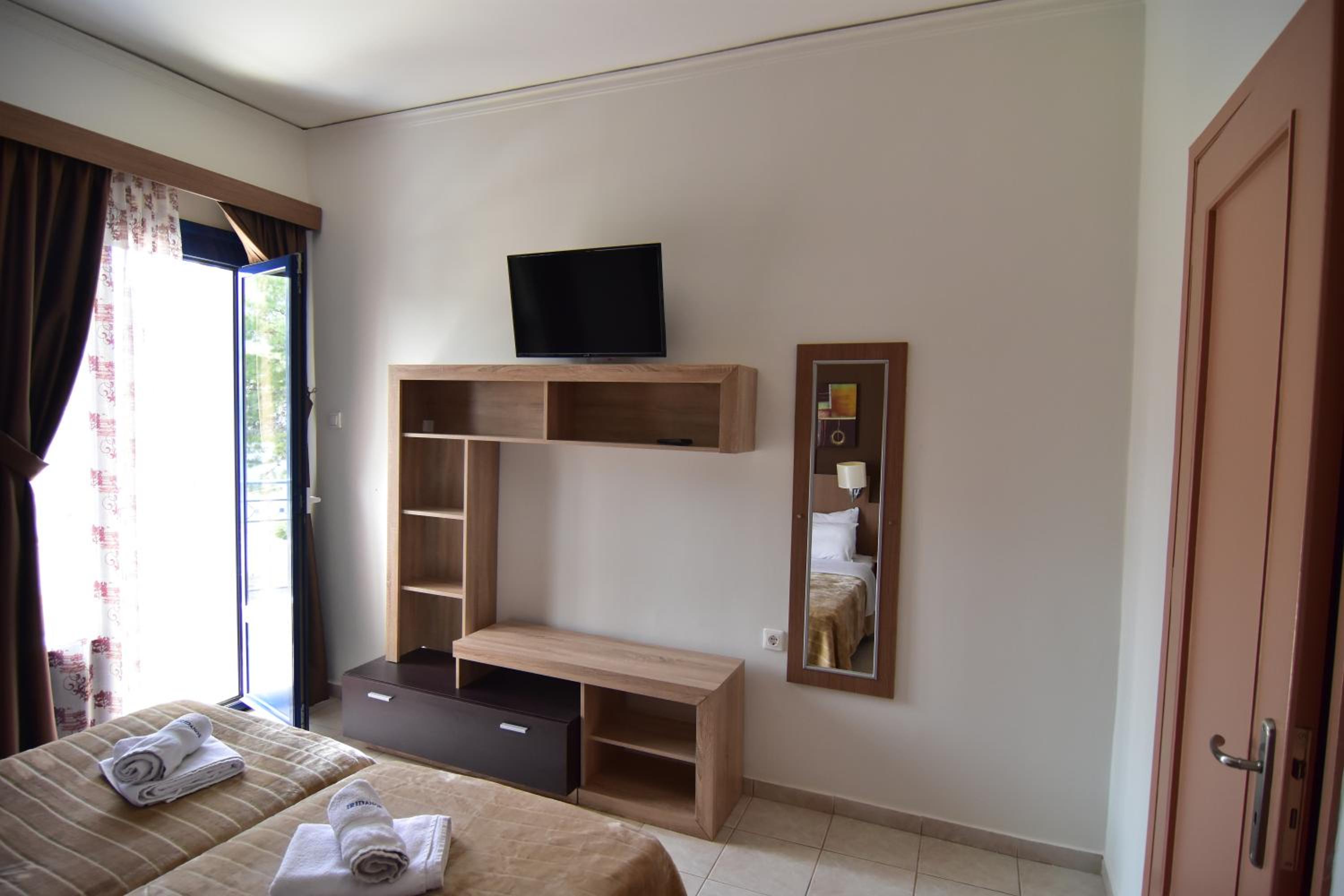 Triple Room - Photo 22