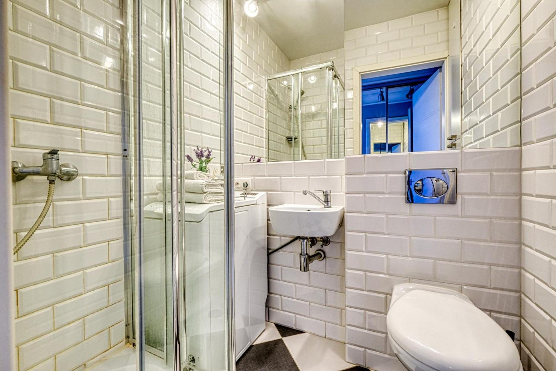 Studio Apartment photo 3