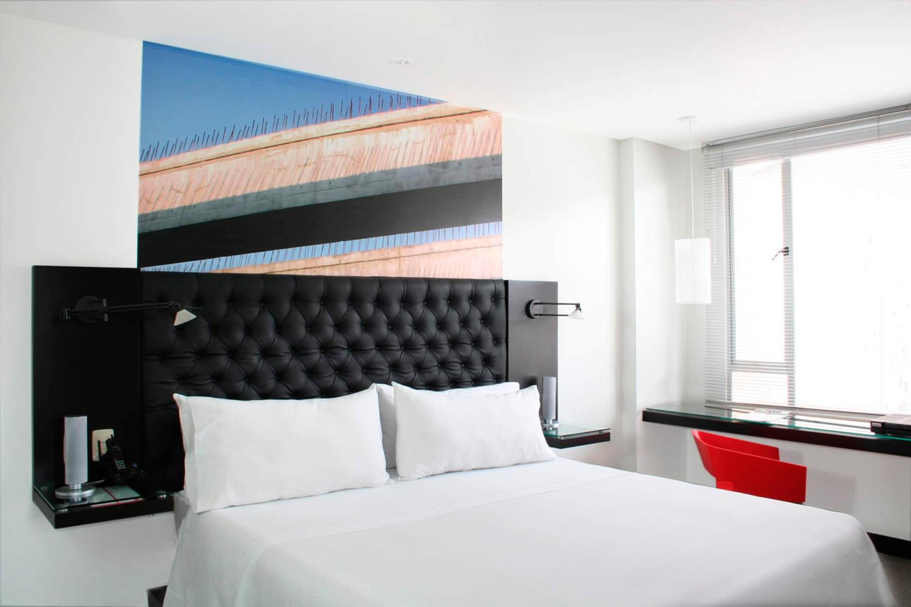 Business Suite - Photo 8