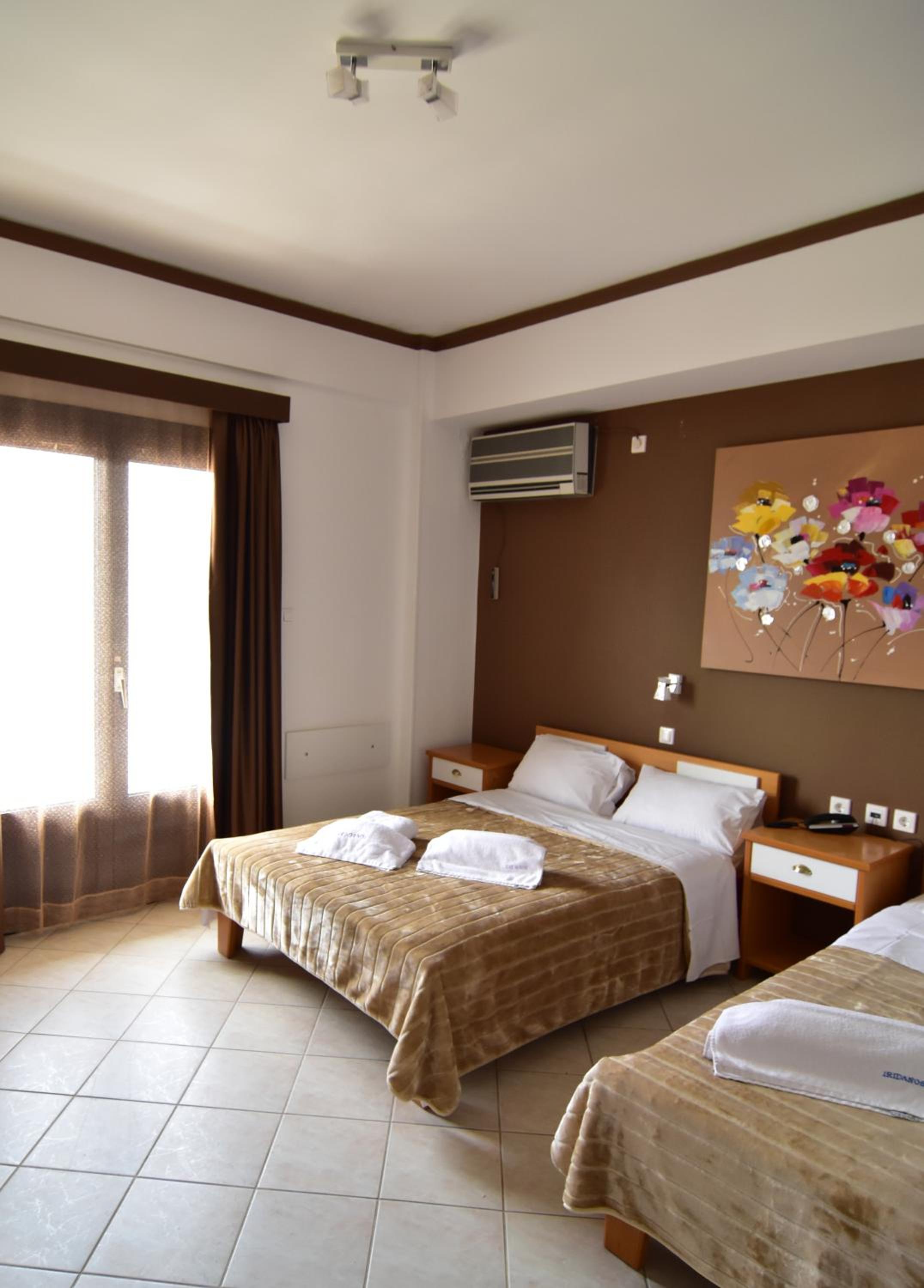 Triple Room - Photo 26