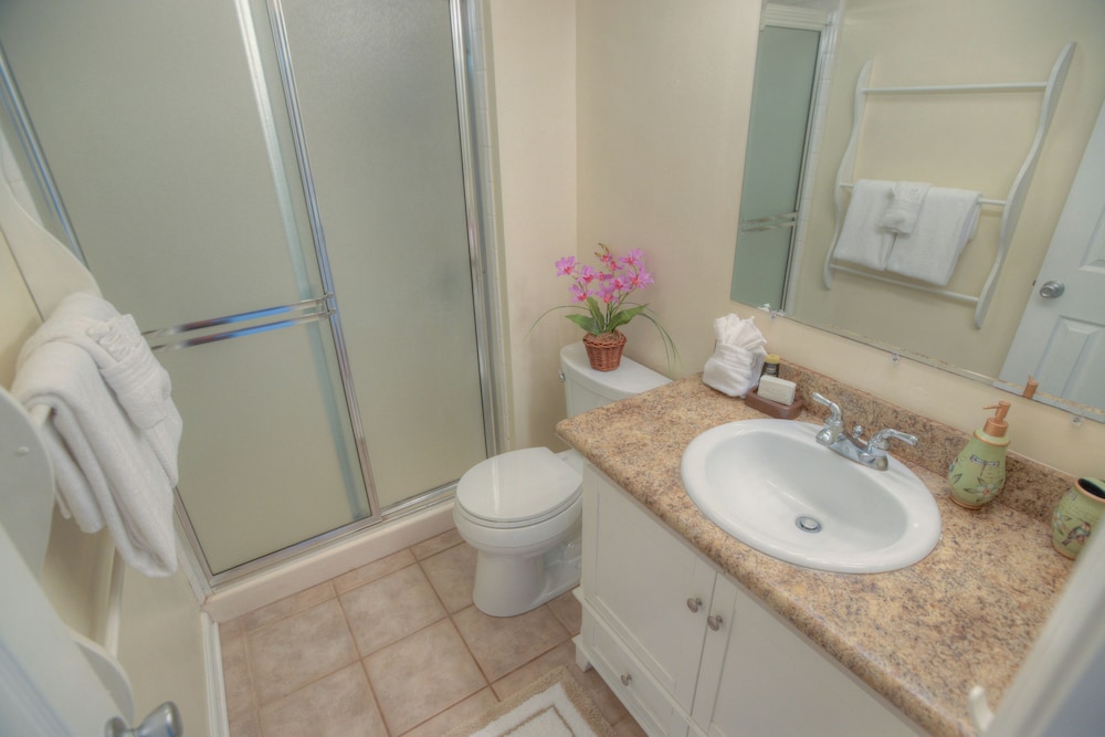 Condo (2 Bedrooms) photo 2