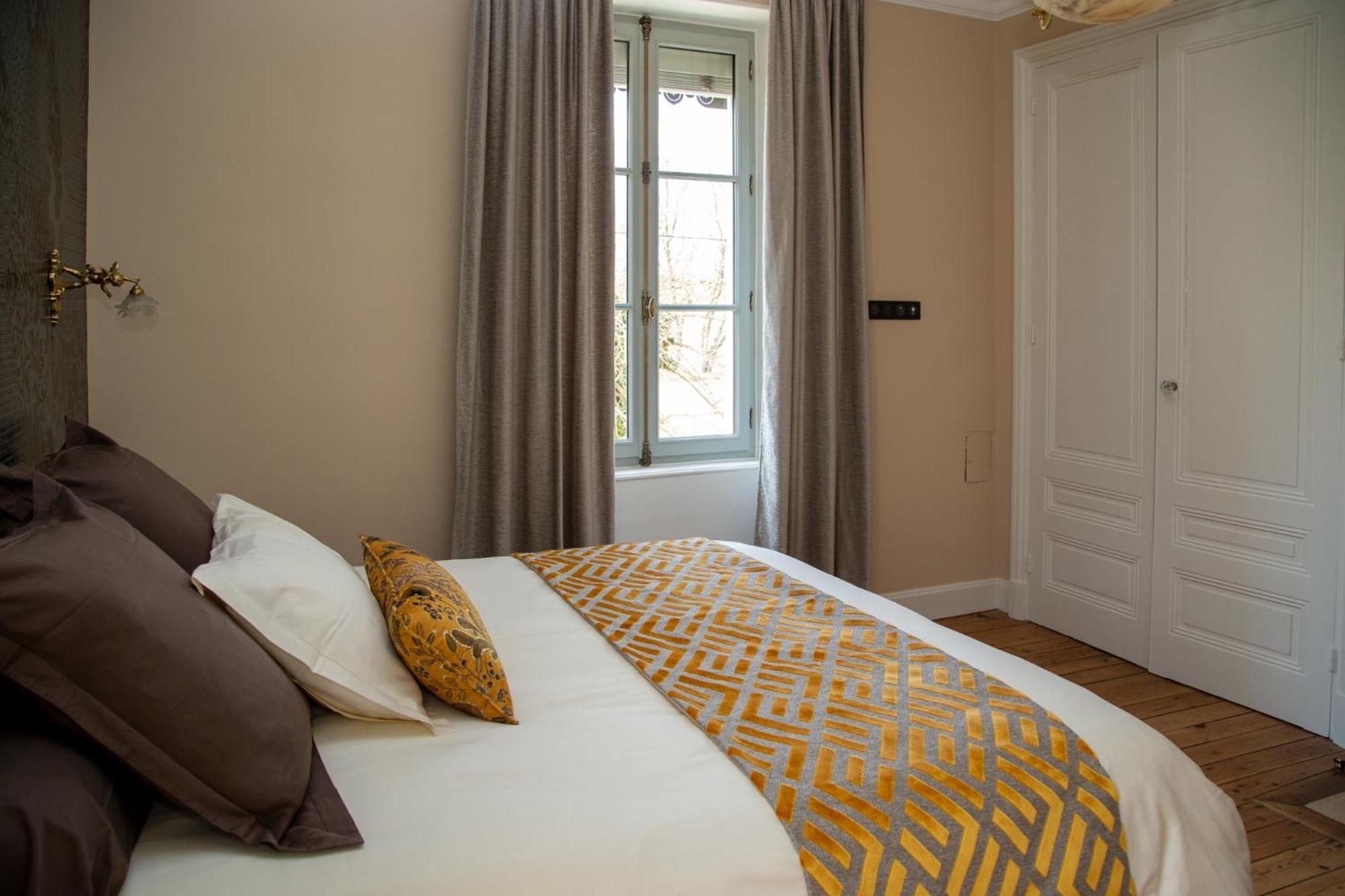 Deluxe Double or Twin Room photo 3