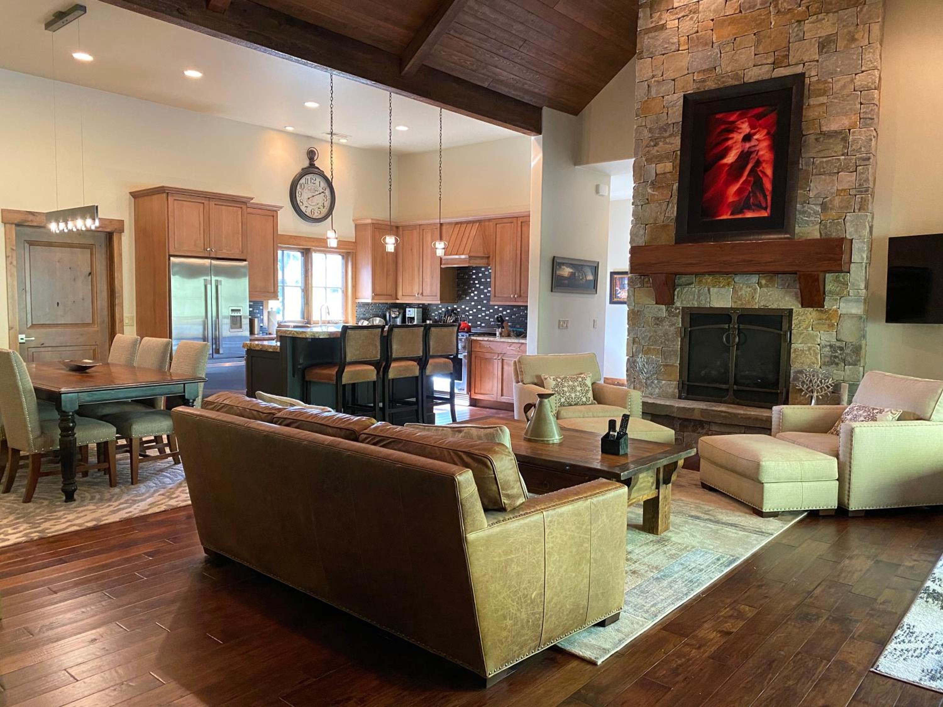 Three-Bedroom House photo 1