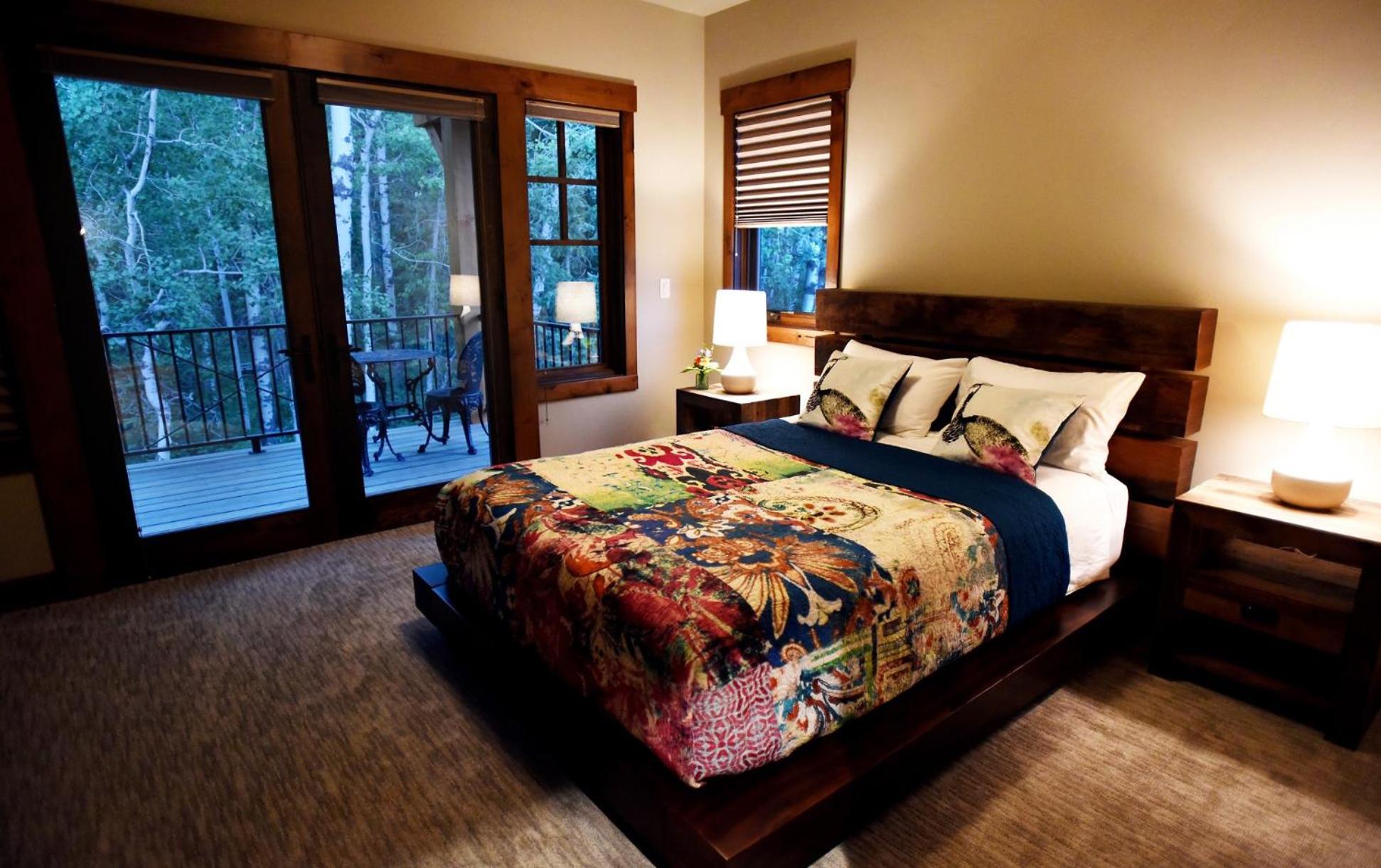 Four-Bedroom House photo 3