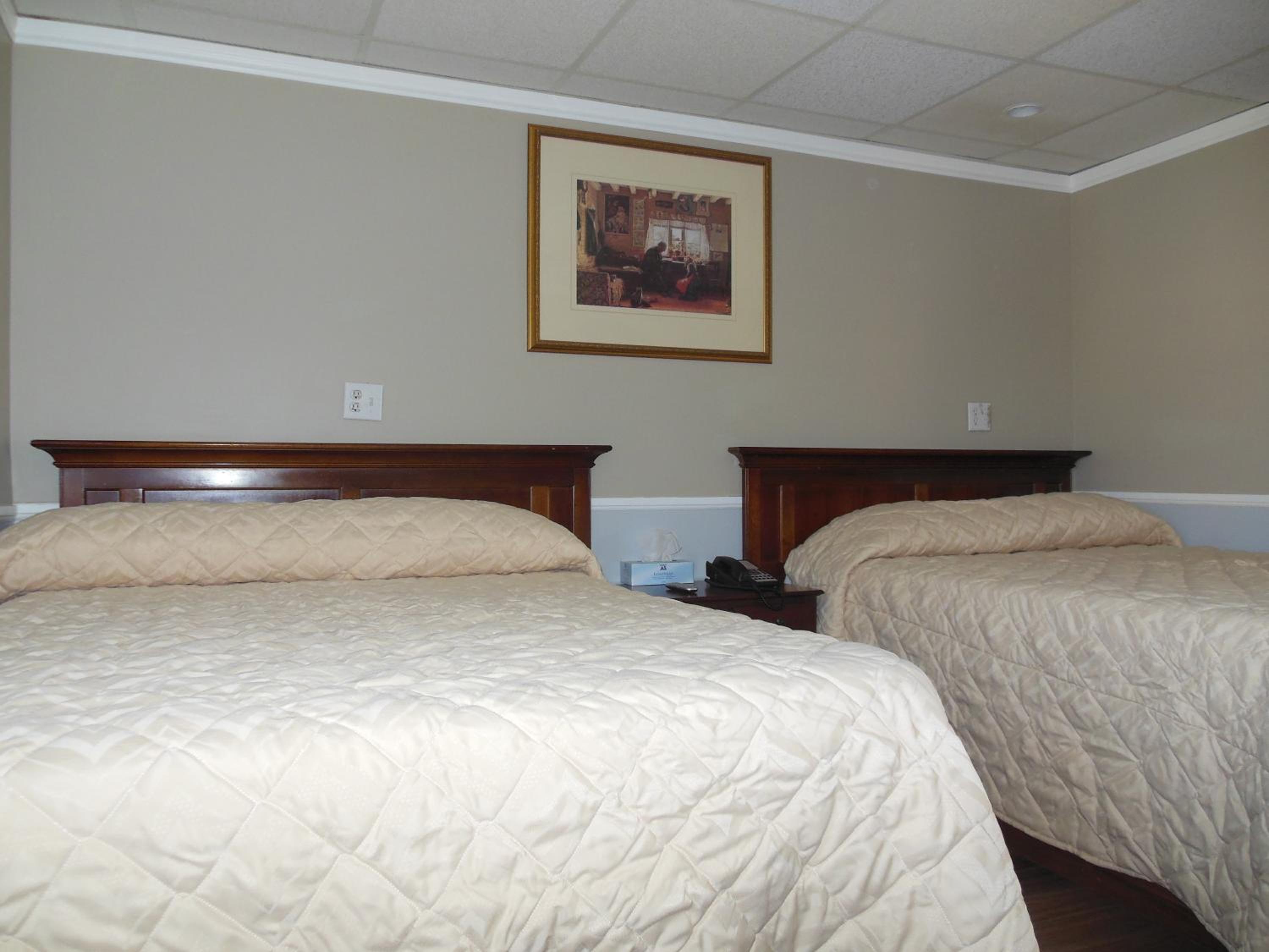 Double Room with Two Double Beds - Non-Smoking photo 1