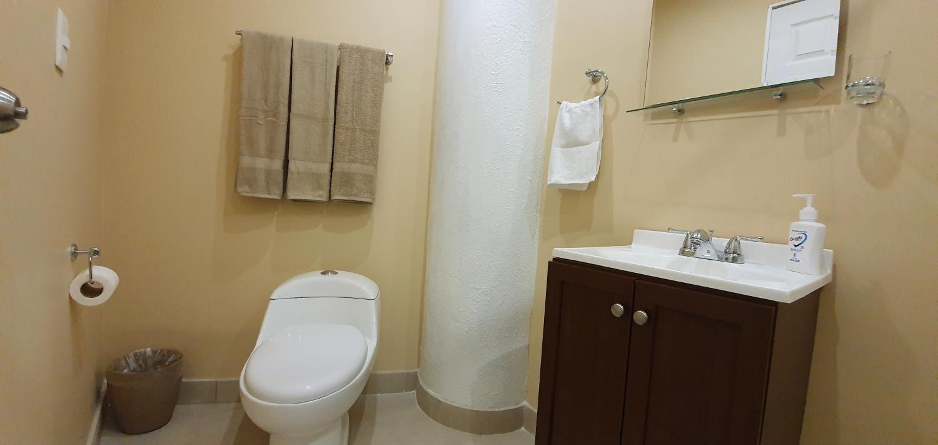 Suite with City View - Photo 7