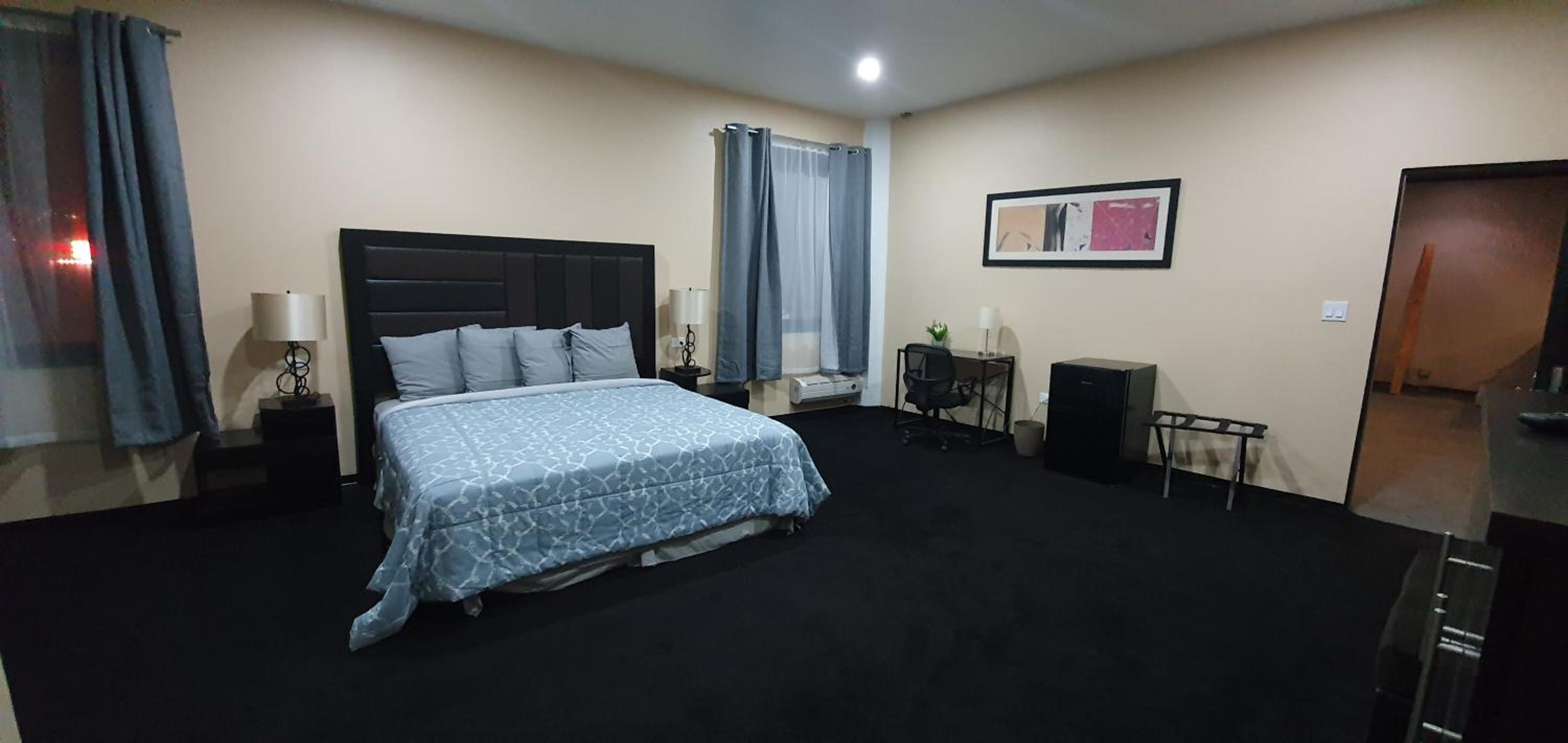 Standard Suite - Photo 5