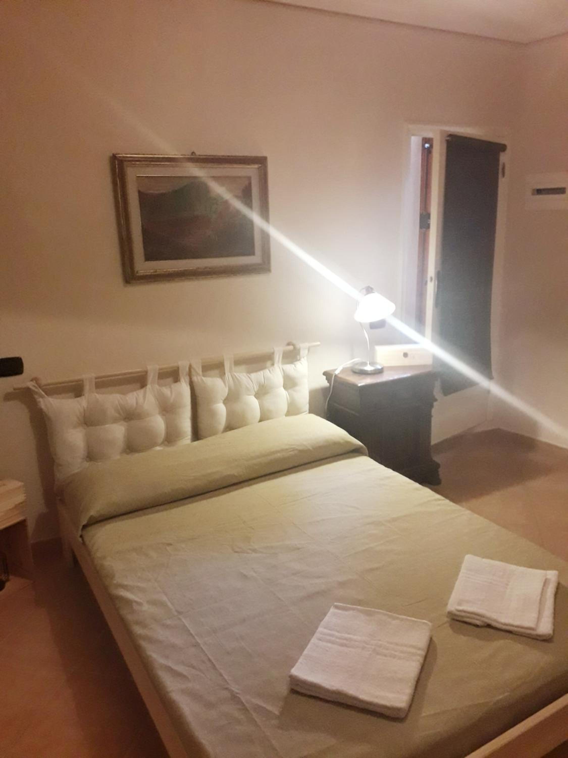 Double Room with Private Bathroom photo 2