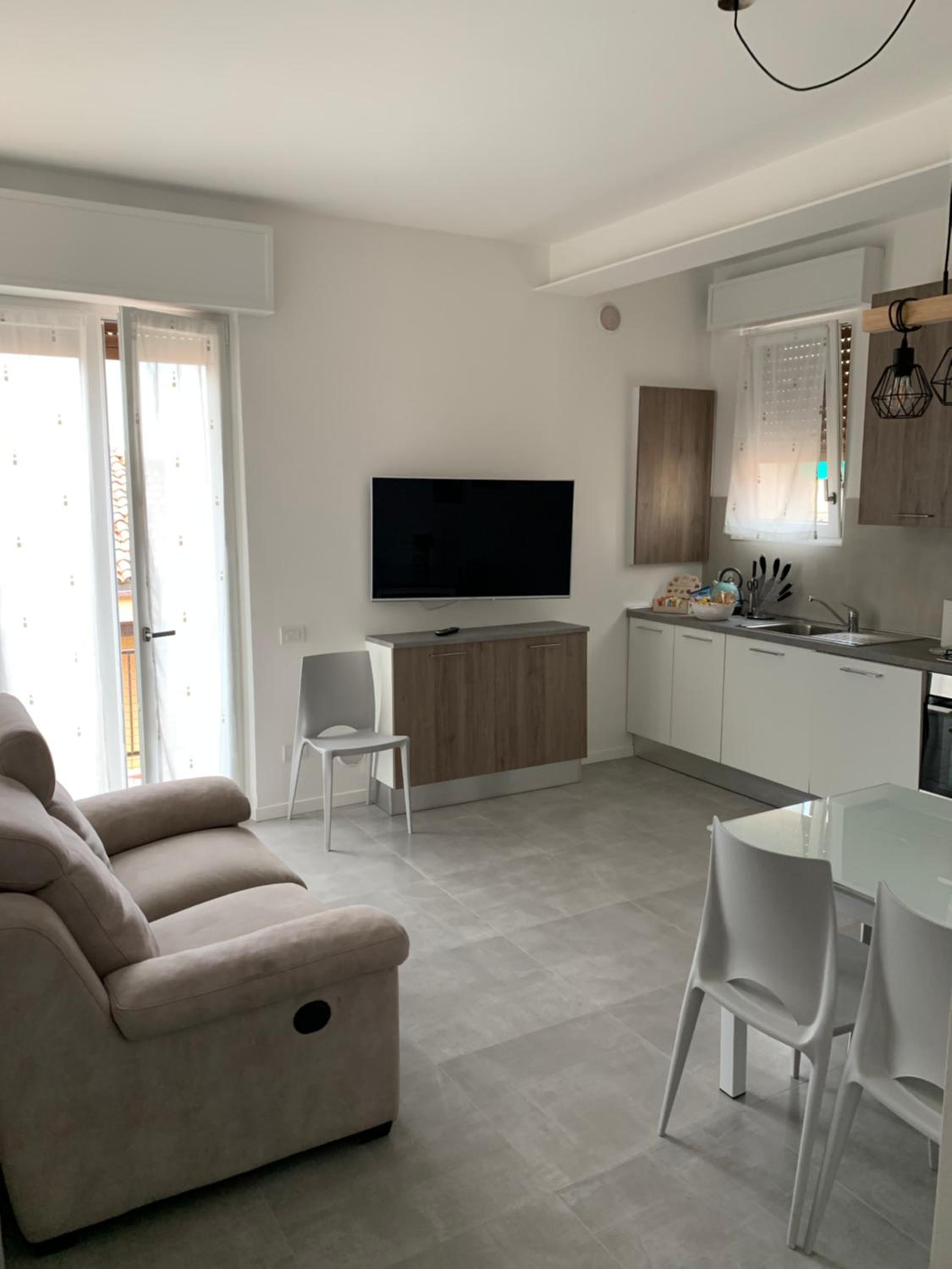 Two-Bedroom Apartment - Photo 14