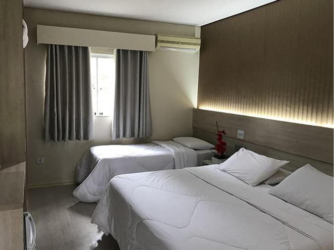 Deluxe Double or Twin Room with Pool View photo 1