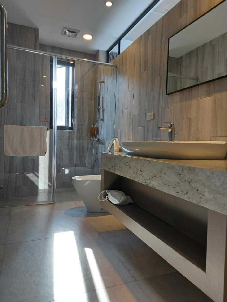 Quadruple Room with Garden View - Photo 9