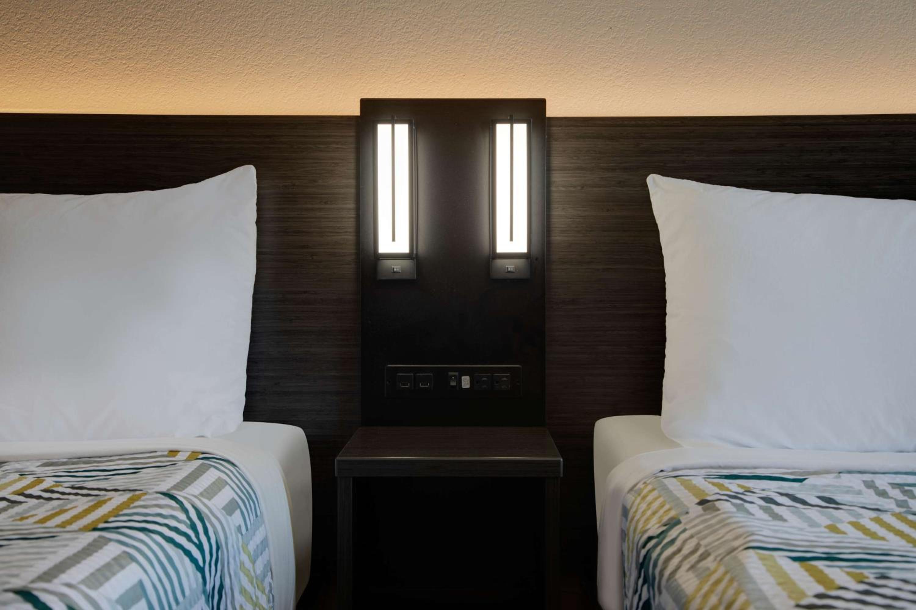 Quadruple Room - Non-Smoking
