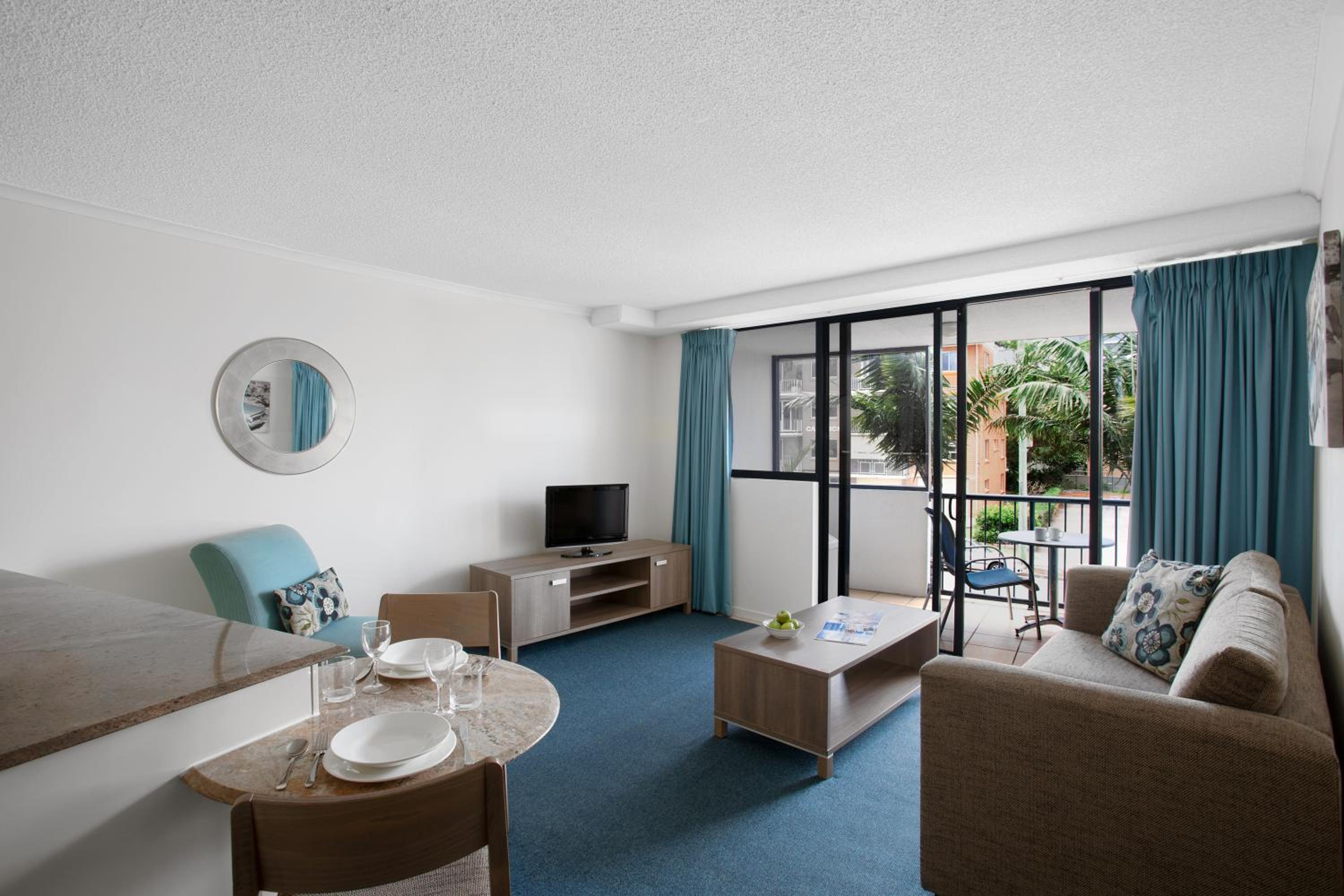 One-Bedroom Apartment With Garden View