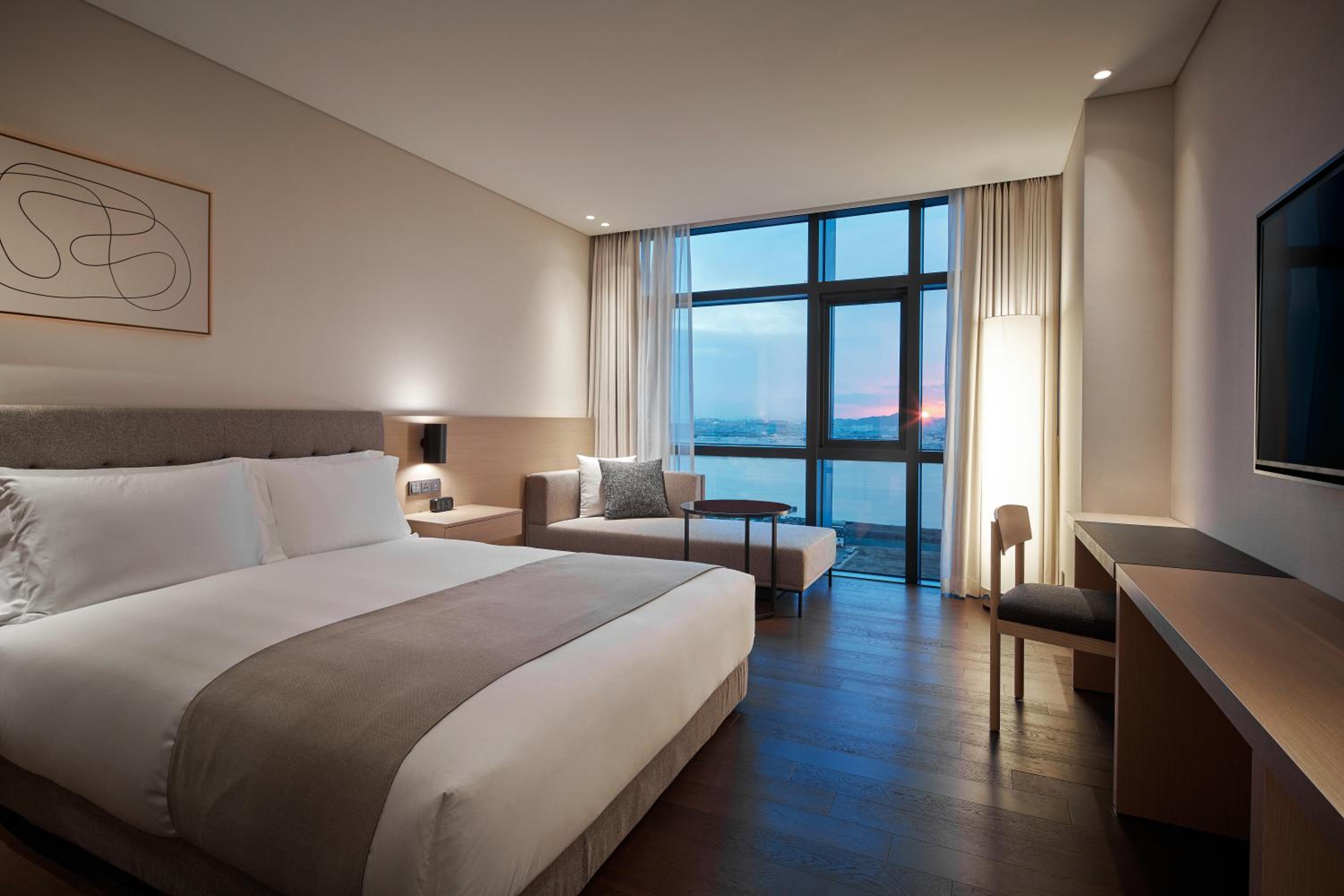 Deluxe Double Room - Photo 1