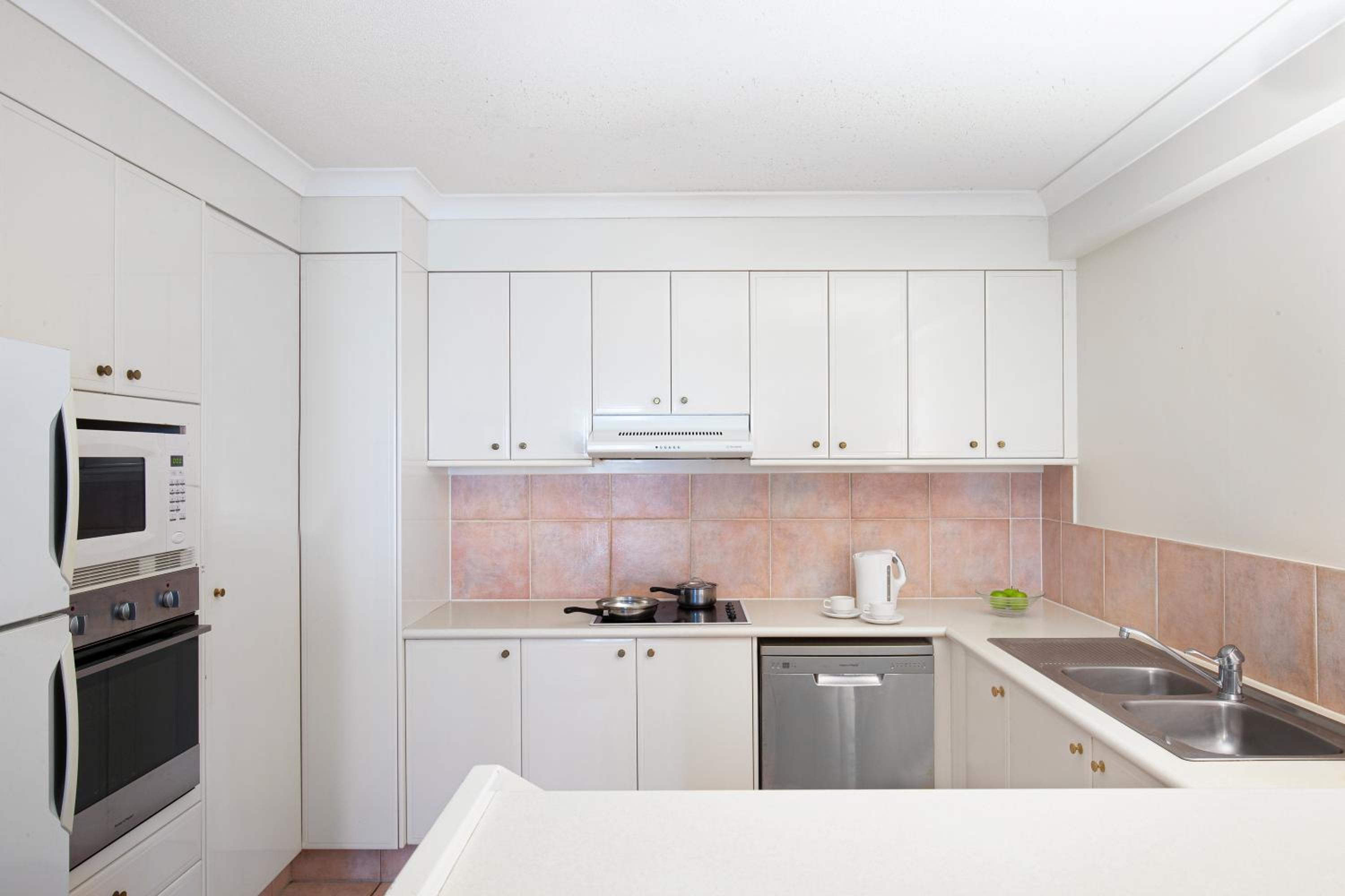 Two-Bedroom Apartment - Photo 8