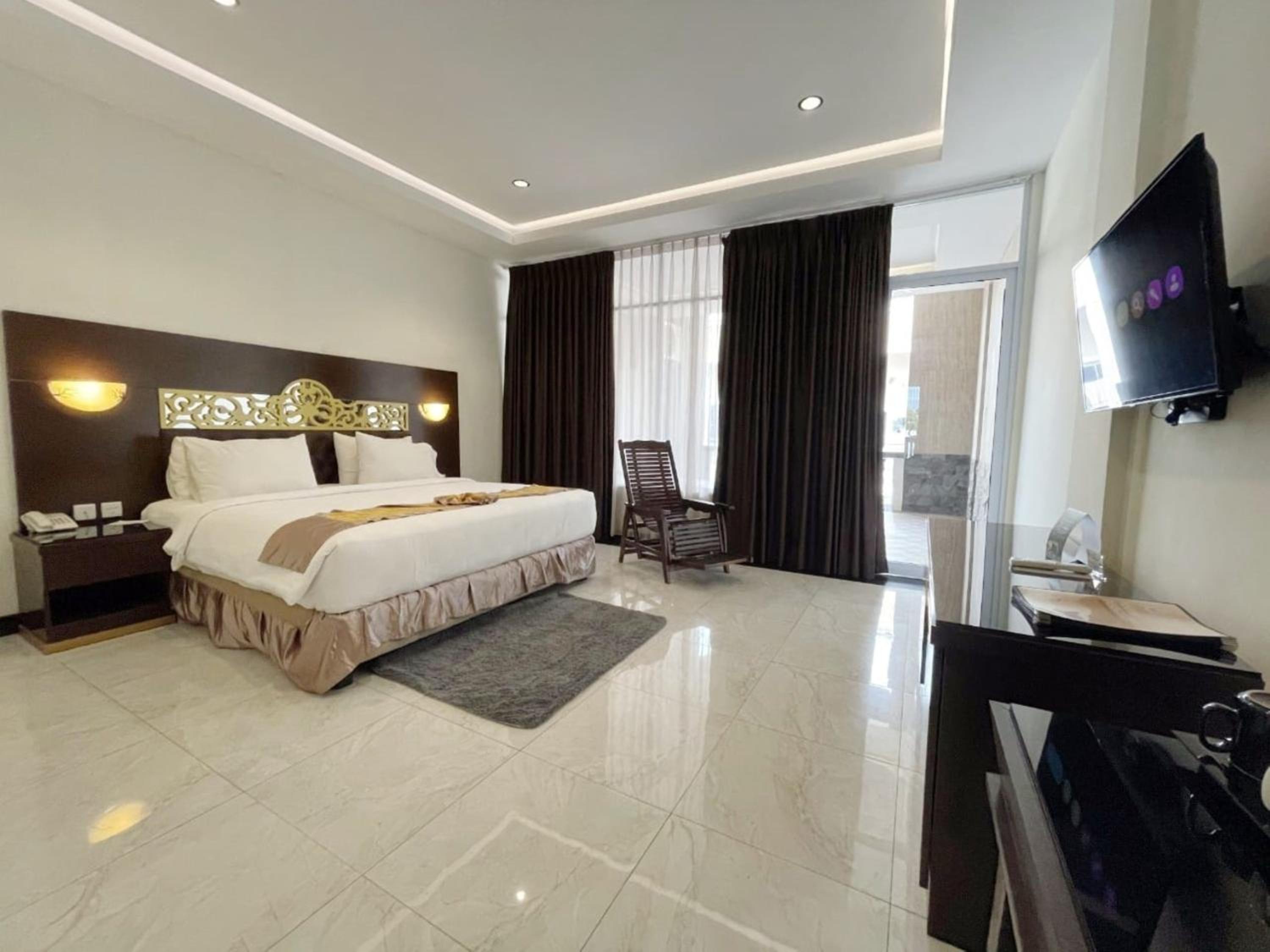 Deluxe Double or Twin Room photo 1