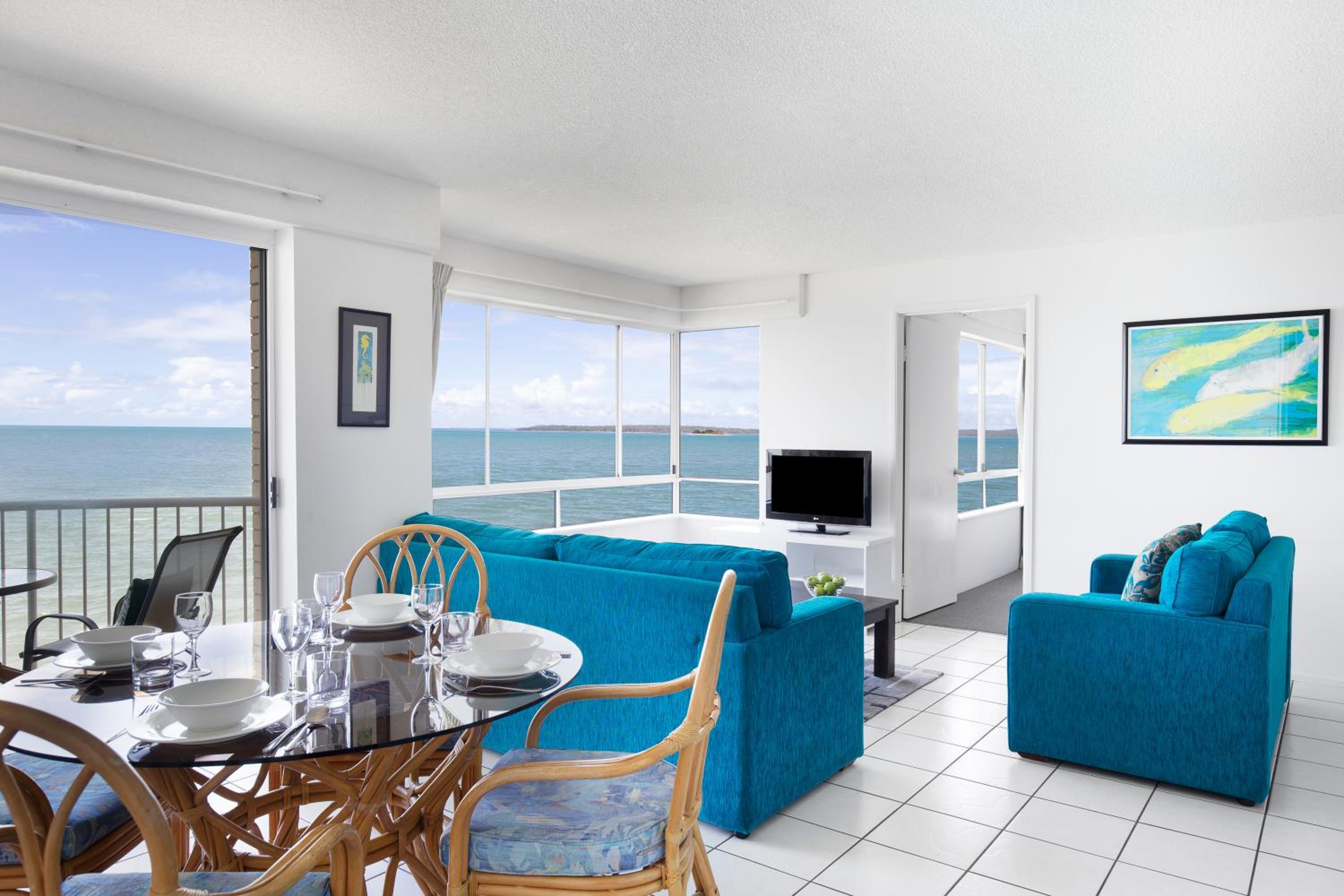 Three-Bedroom Apartment - Photo 9