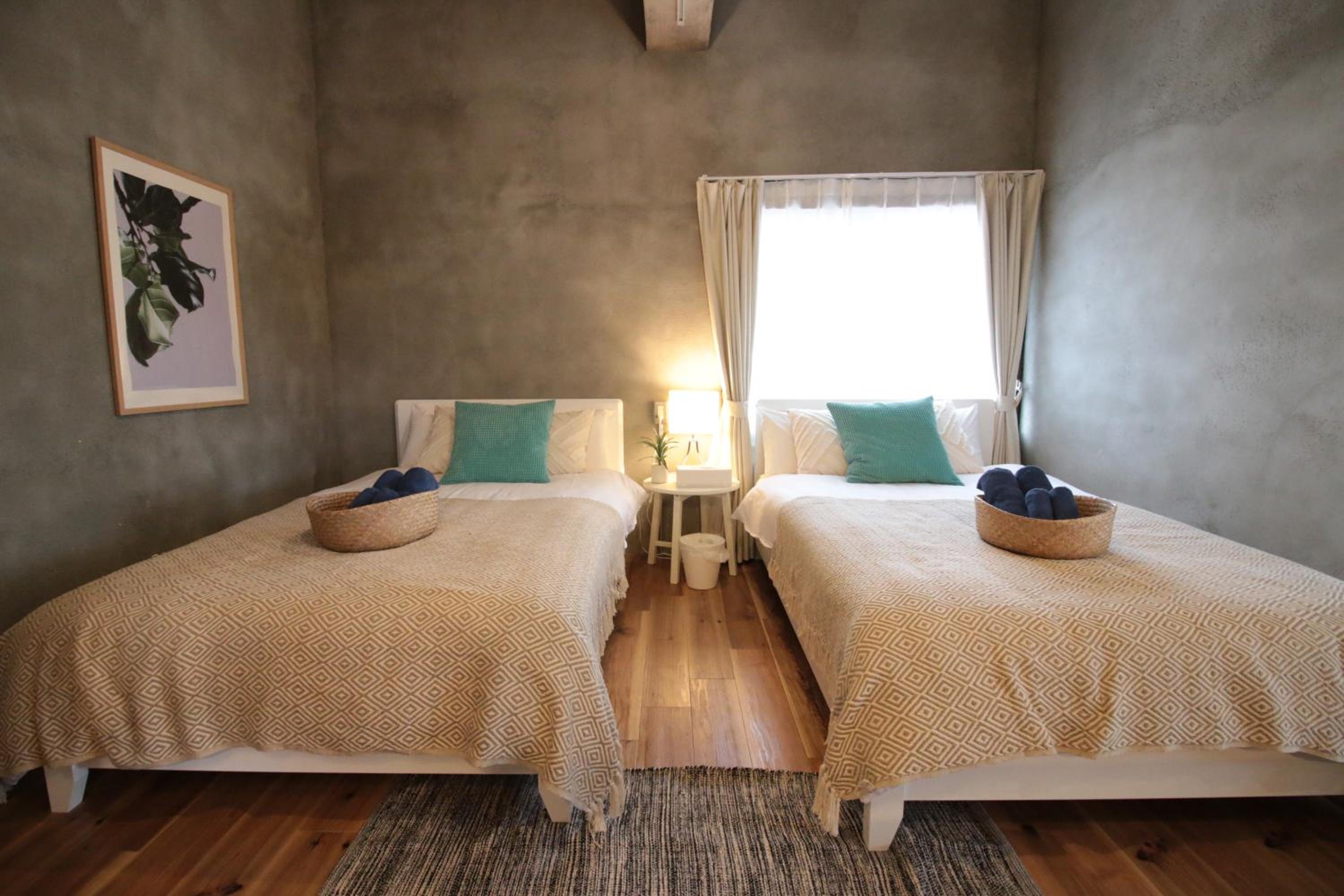 One-Bedroom Apartment - Photo 1