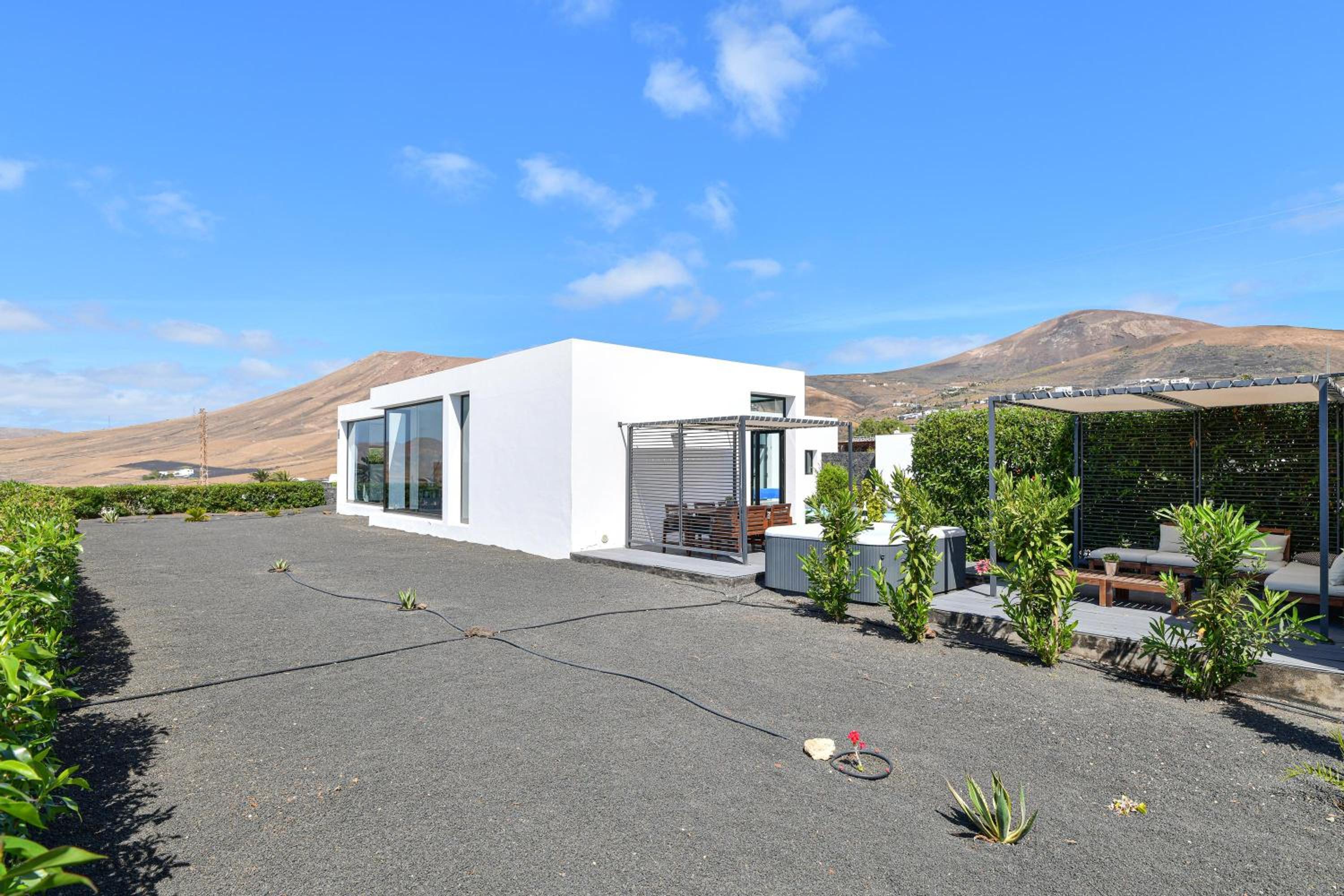 Villa With Sea View photo 3