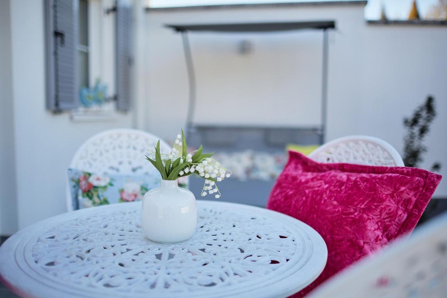 Apartment with Terrace - Photo 42